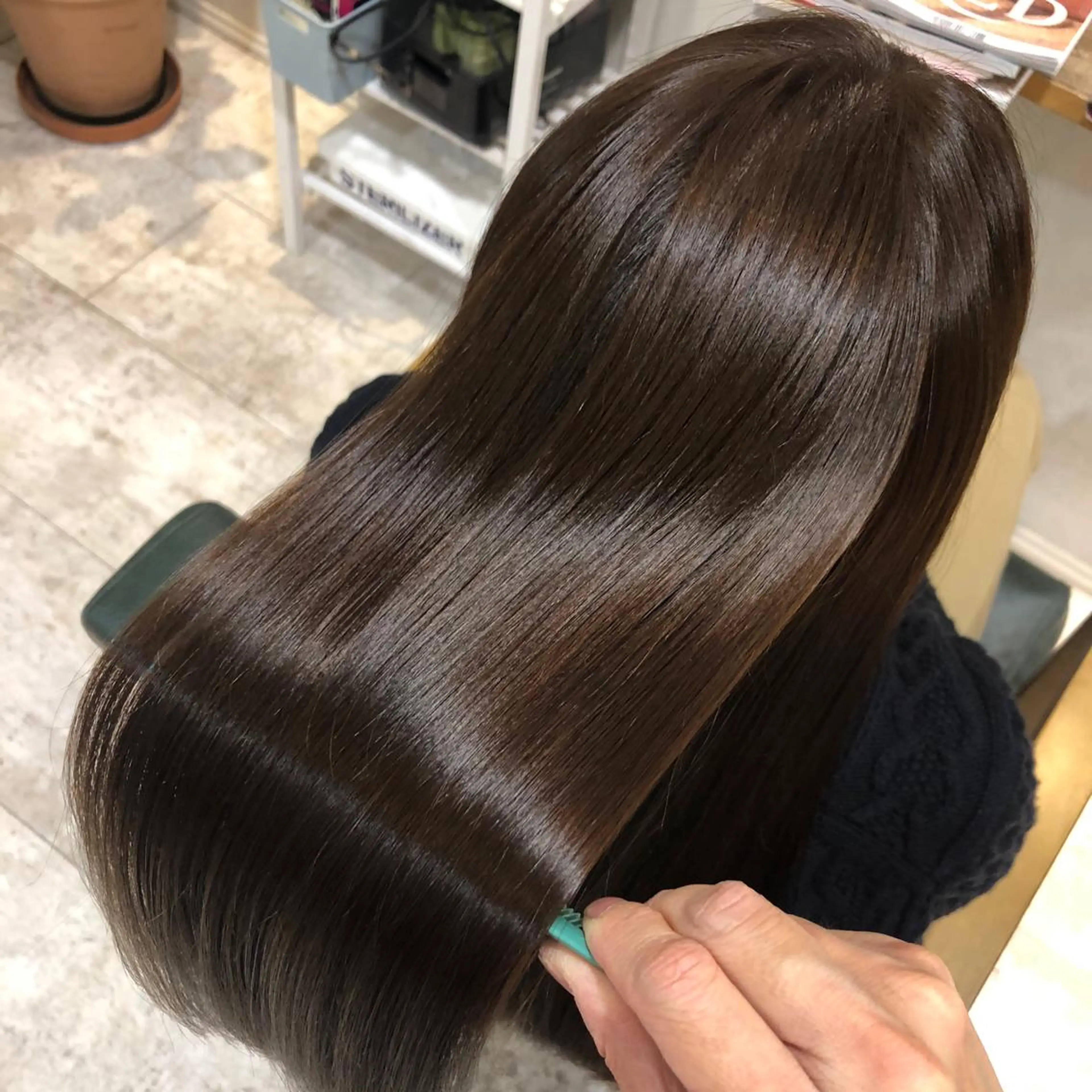 ロング カラー 髪質改善 トリートメント Miwa /レイヤーカットのヘアスタイル