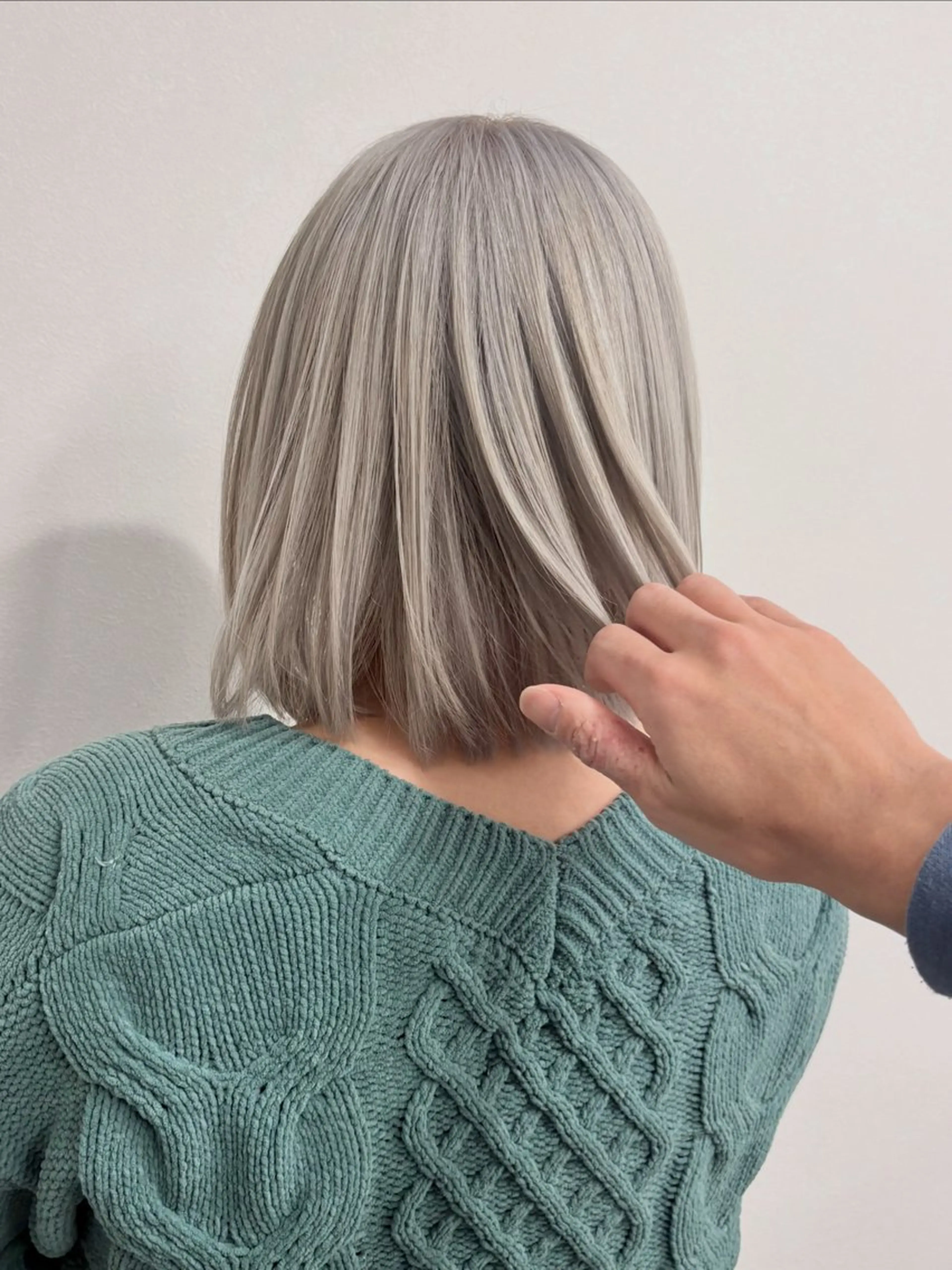 ミディアム ヘアカラー トリートメント セジールヘアメゾン所属・韓国レイヤー/透明感 カラー🐈曾根高のヘアスタイル