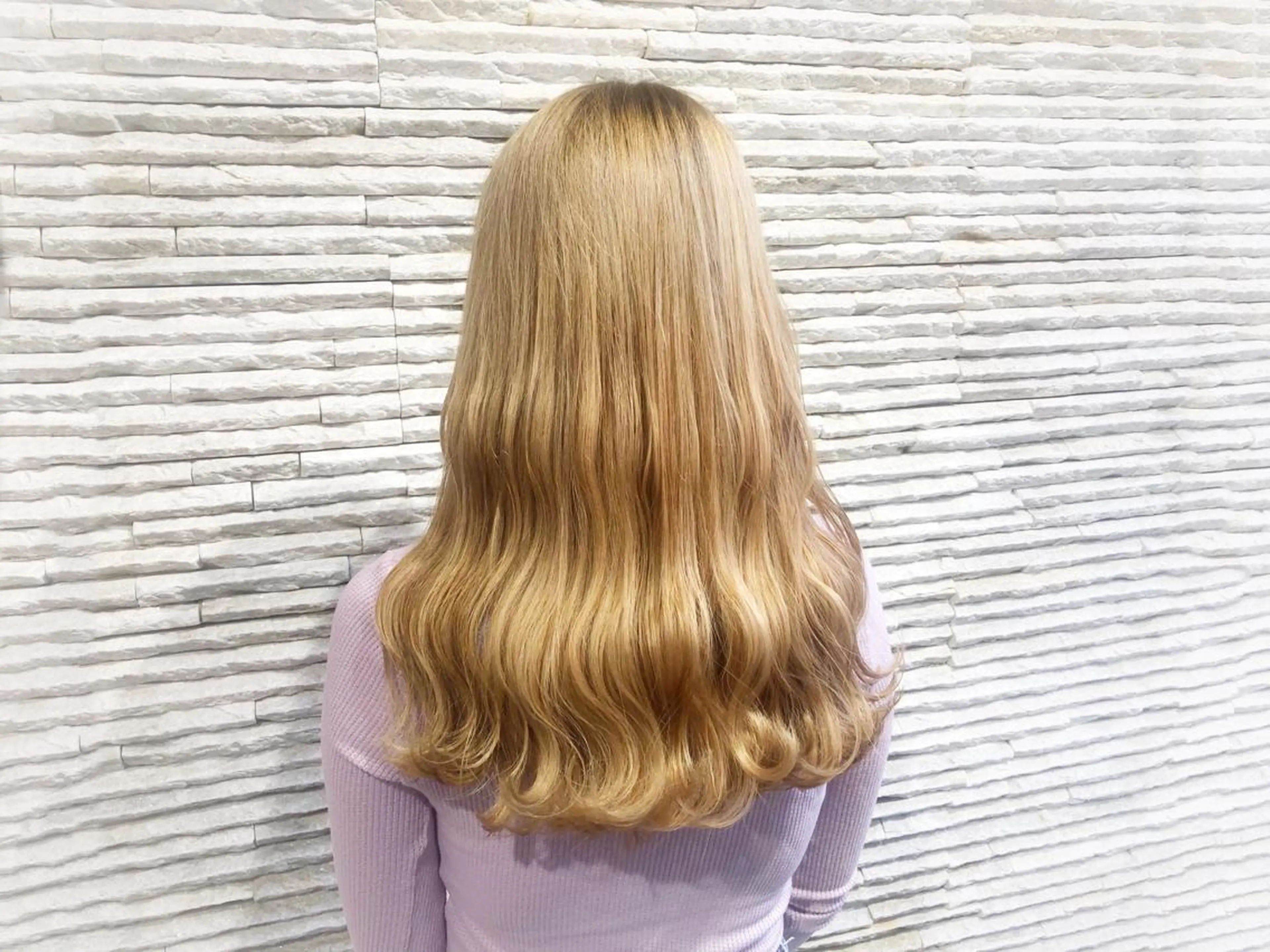 ロング ヘアカラー 嶋田 ゆきのヘアスタイル