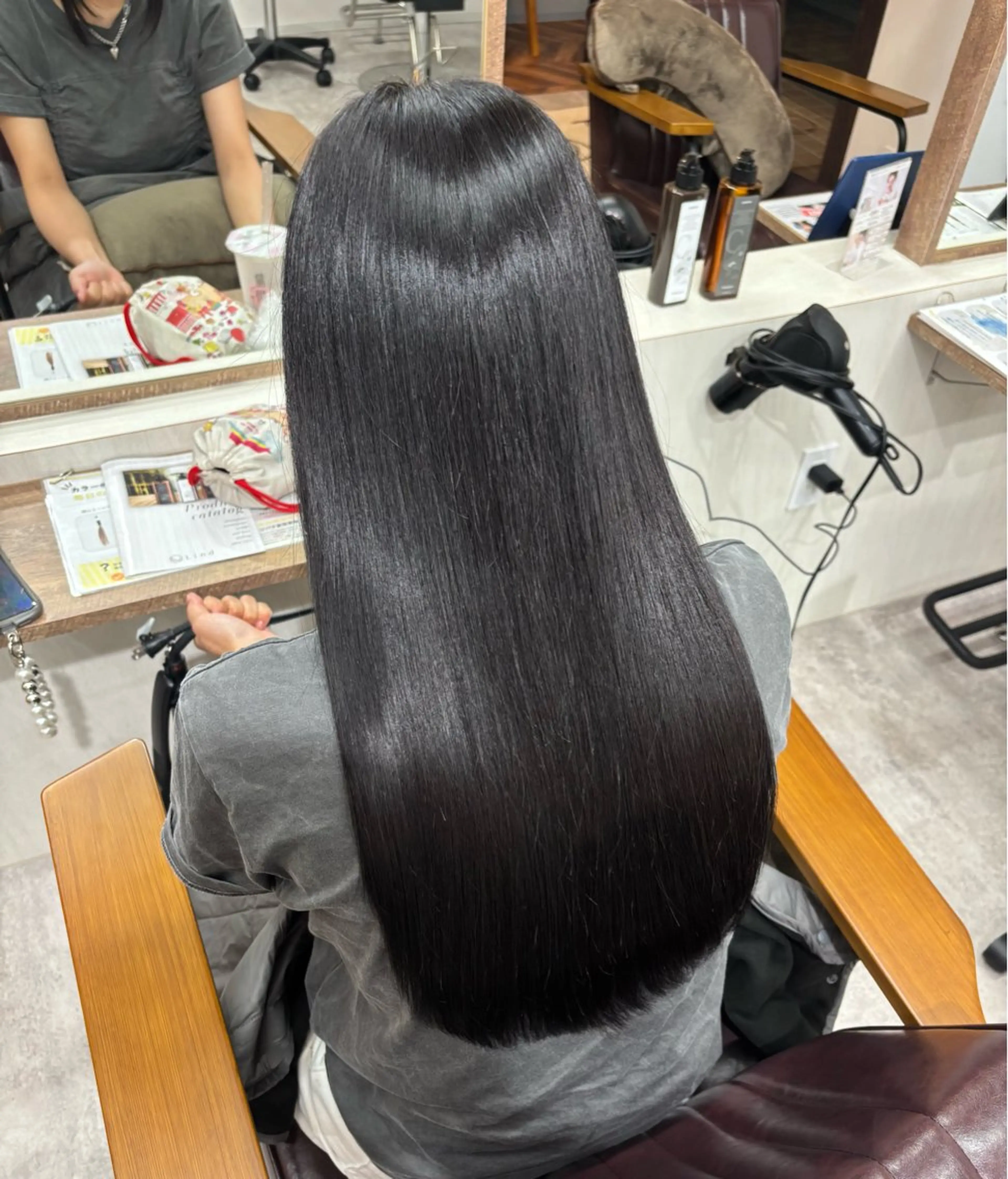ロング カラー トリートメント 髪質改善美容室Flat.千葉所属・高橋 心のヘアスタイル
