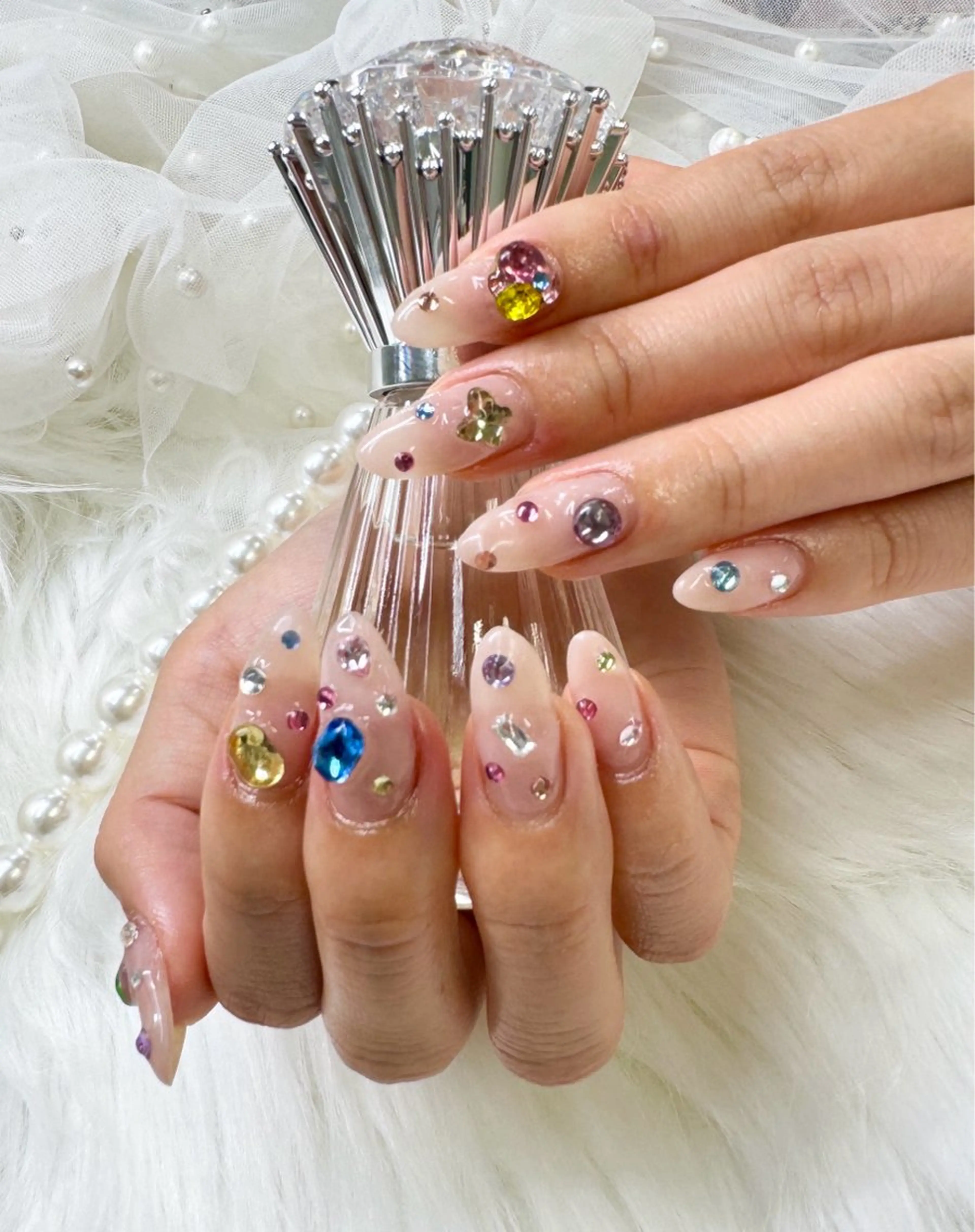ネイル フットネイル フレンチネイル ガラスフレンチ 韓国ネイル マグネットネイル Queeens nailのネイルデザイン