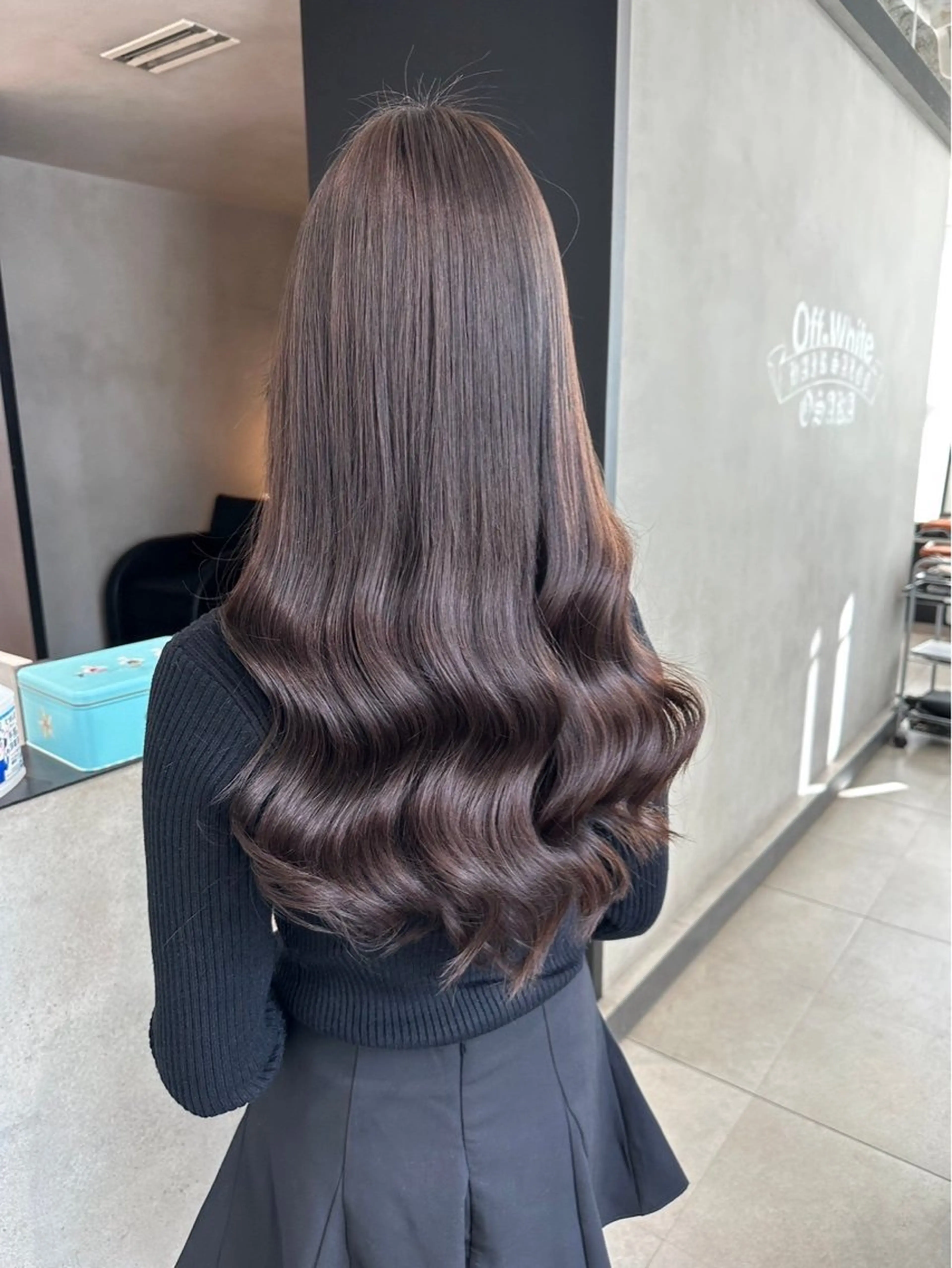 カラー トリートメント LENA🎀 ハイトーン/エクステのヘアスタイル