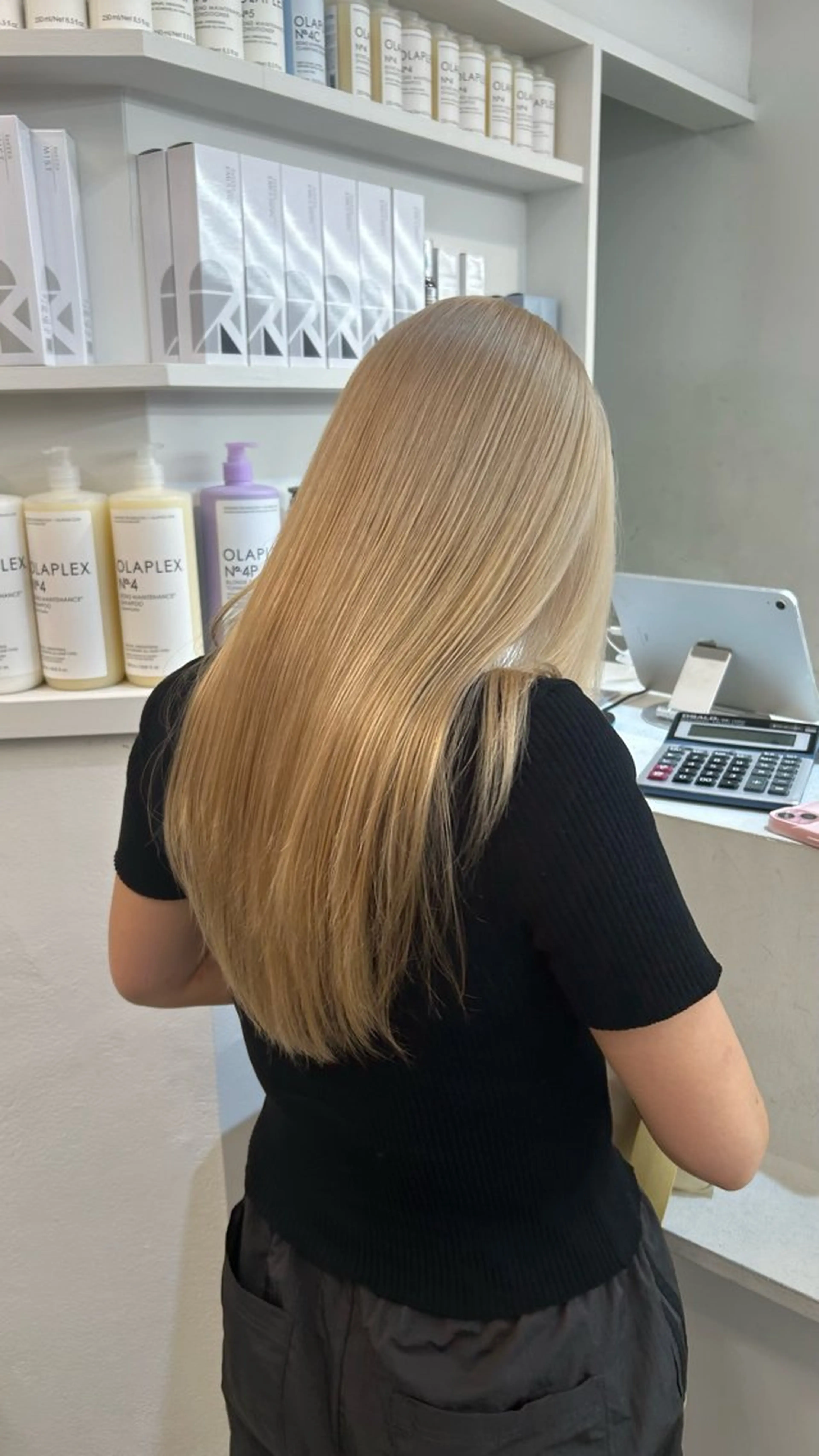 ロング カラー ボブ 顔周りカット 韓国風ヘア レイヤーカット 似合わせカット PELE所属・💍透明感 💖艶ミルクティーのヘアスタイル