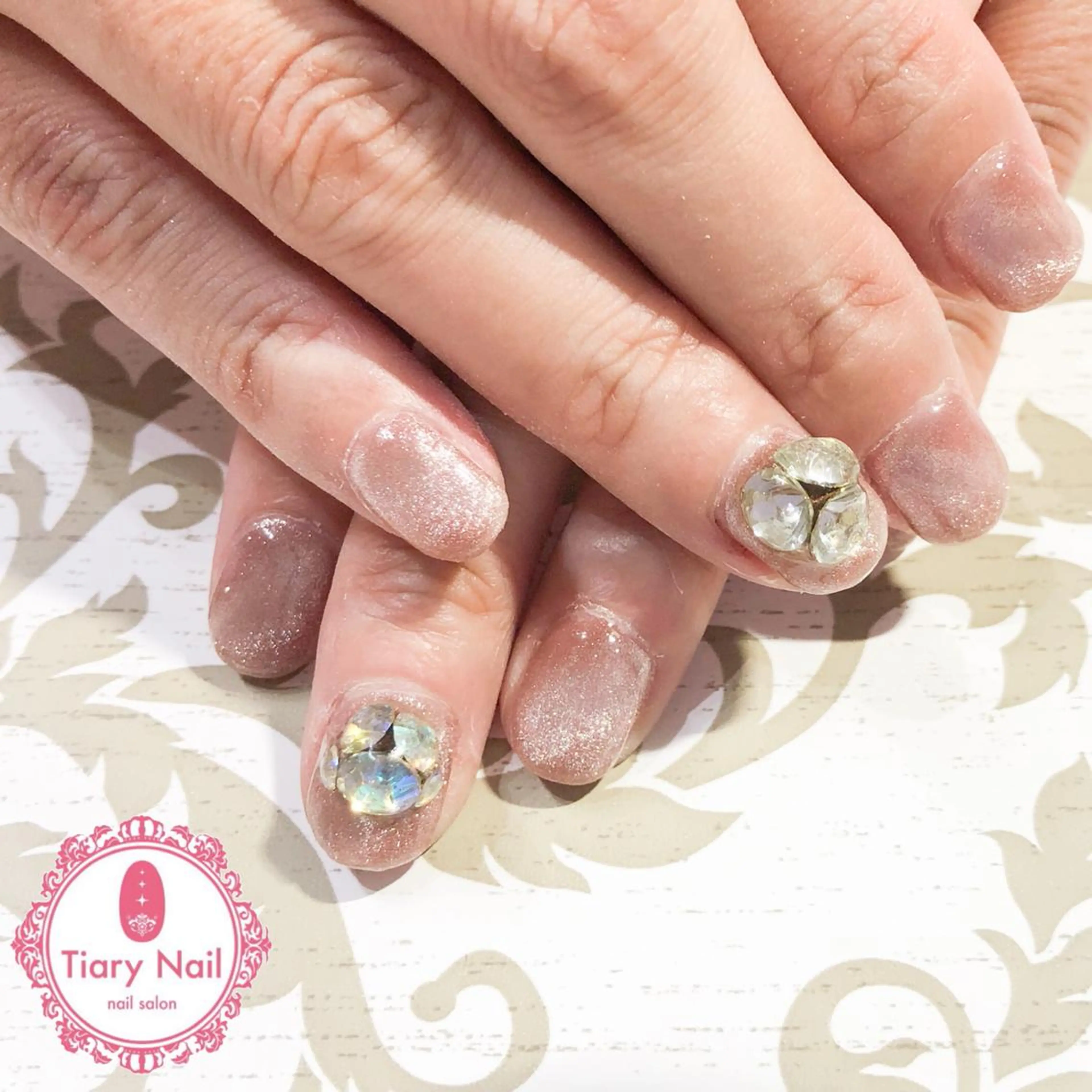 ネイル tiarynail K K🐼のネイルデザイン