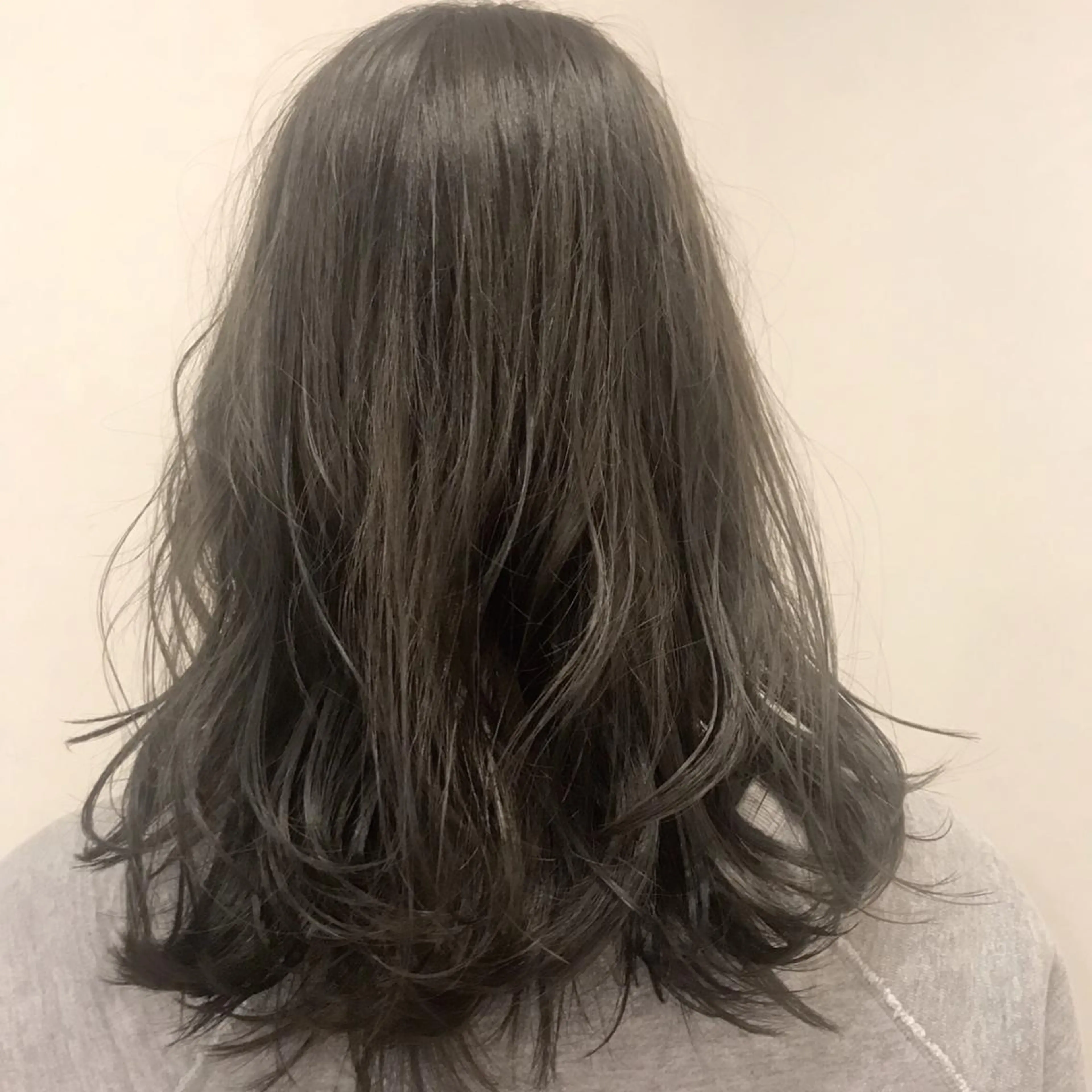 ミディアム カラー メンズ限定クーポン シェアサロン博多のヘアスタイル