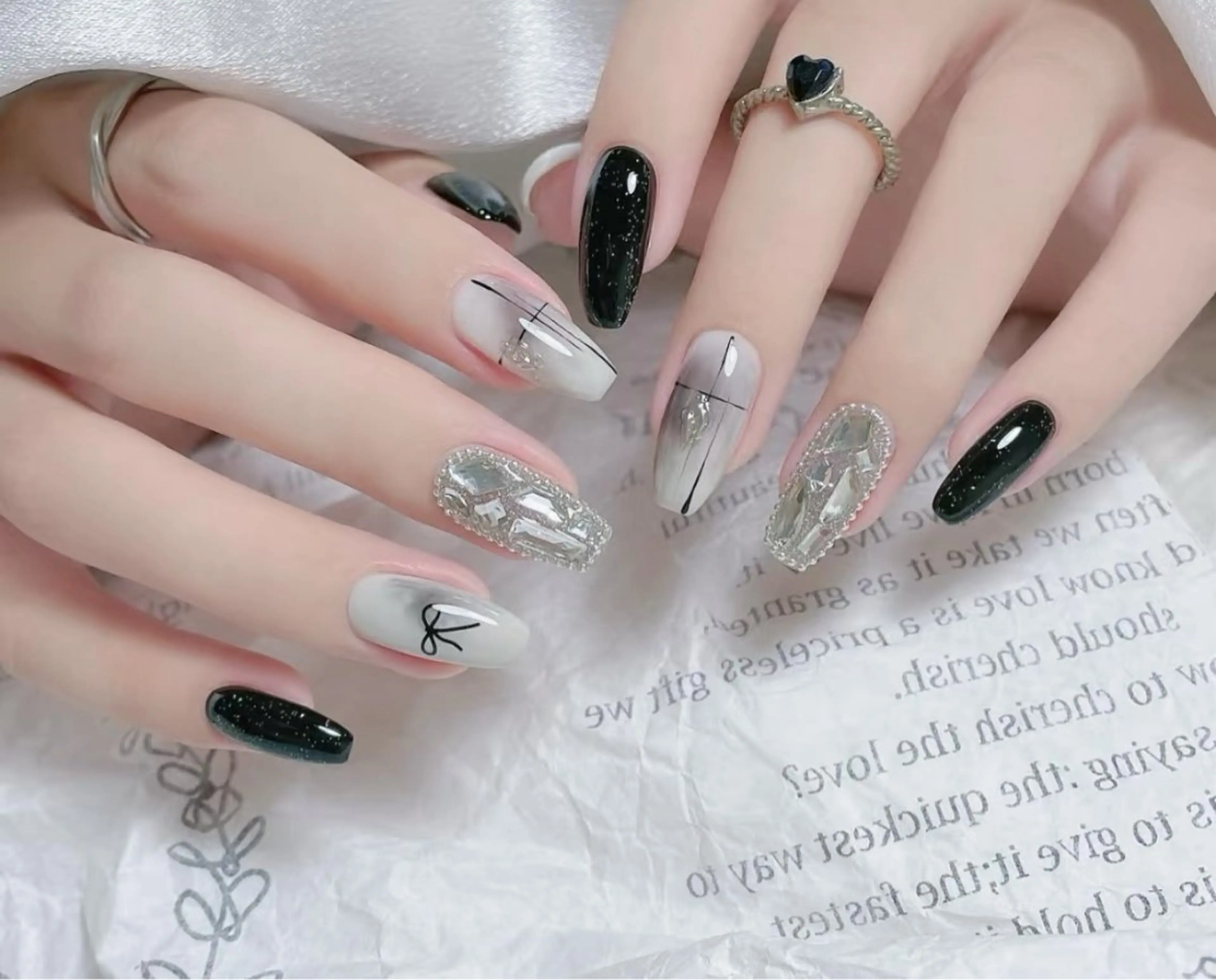 ネイル ハンドネイル YUYI.nail salonのネイルデザイン