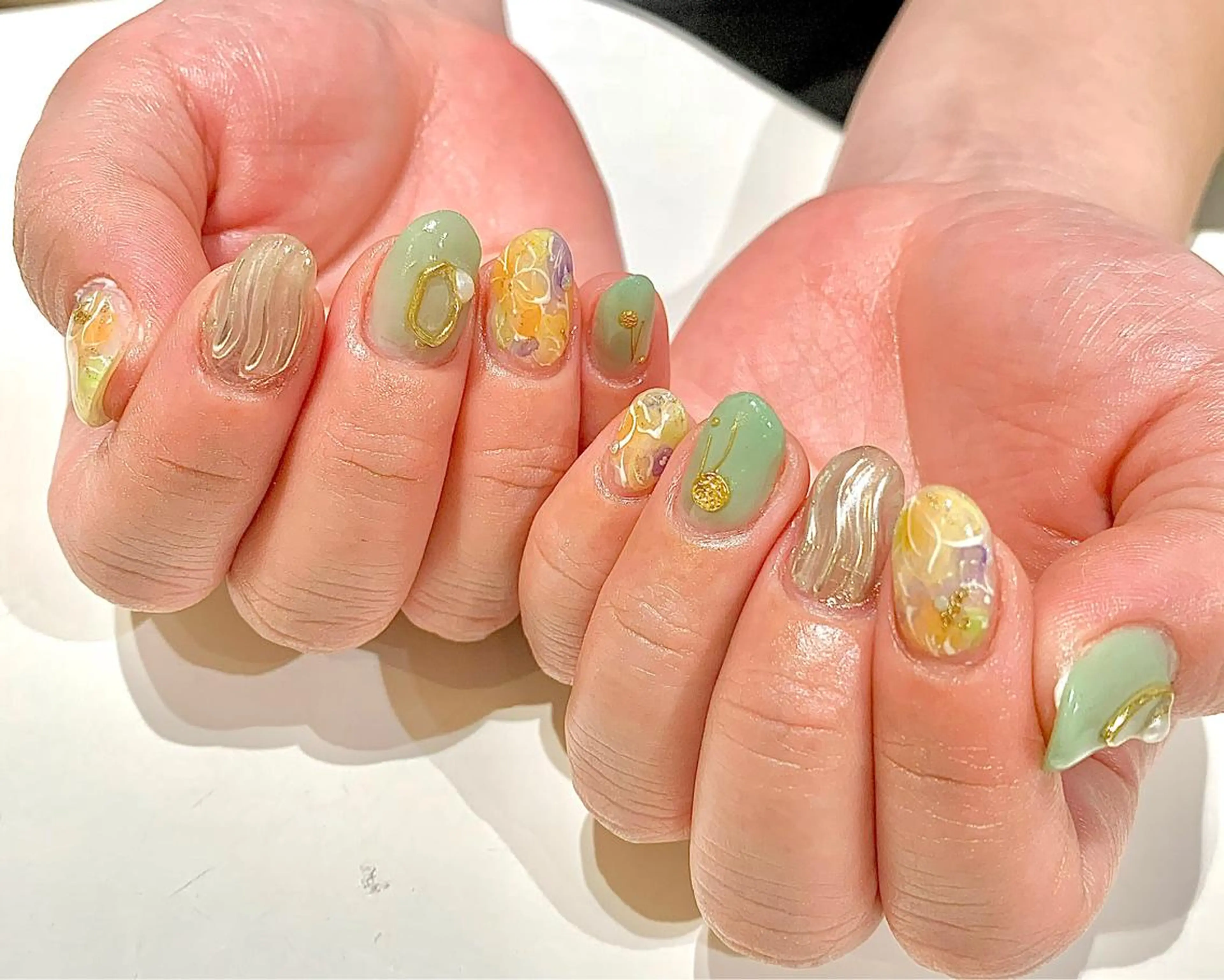 ネイル Sato. Mのネイルデザイン