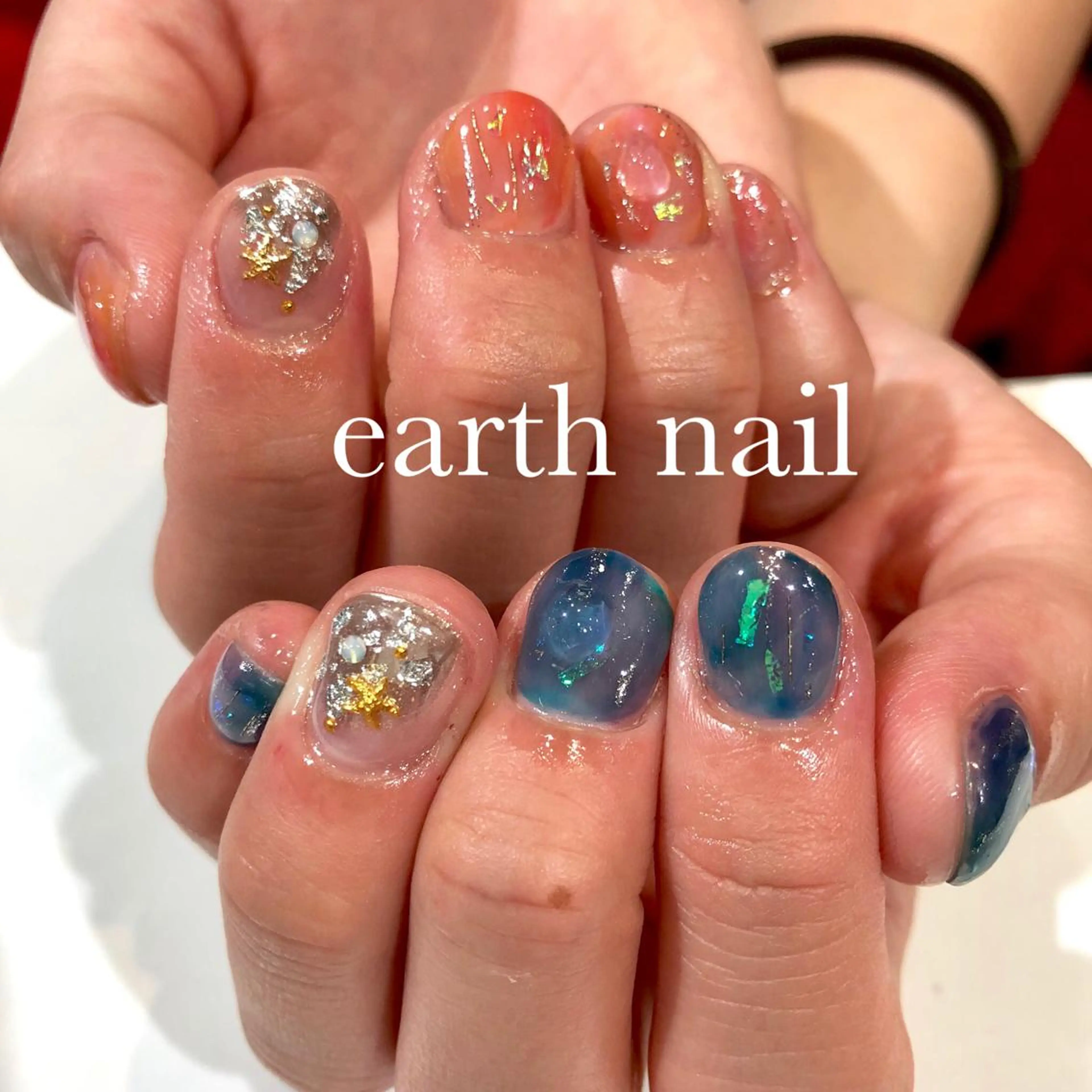 ネイル ミラーネイル ニュアンスネイル ハンドネイル 🧁🥕 asukaのネイルデザイン