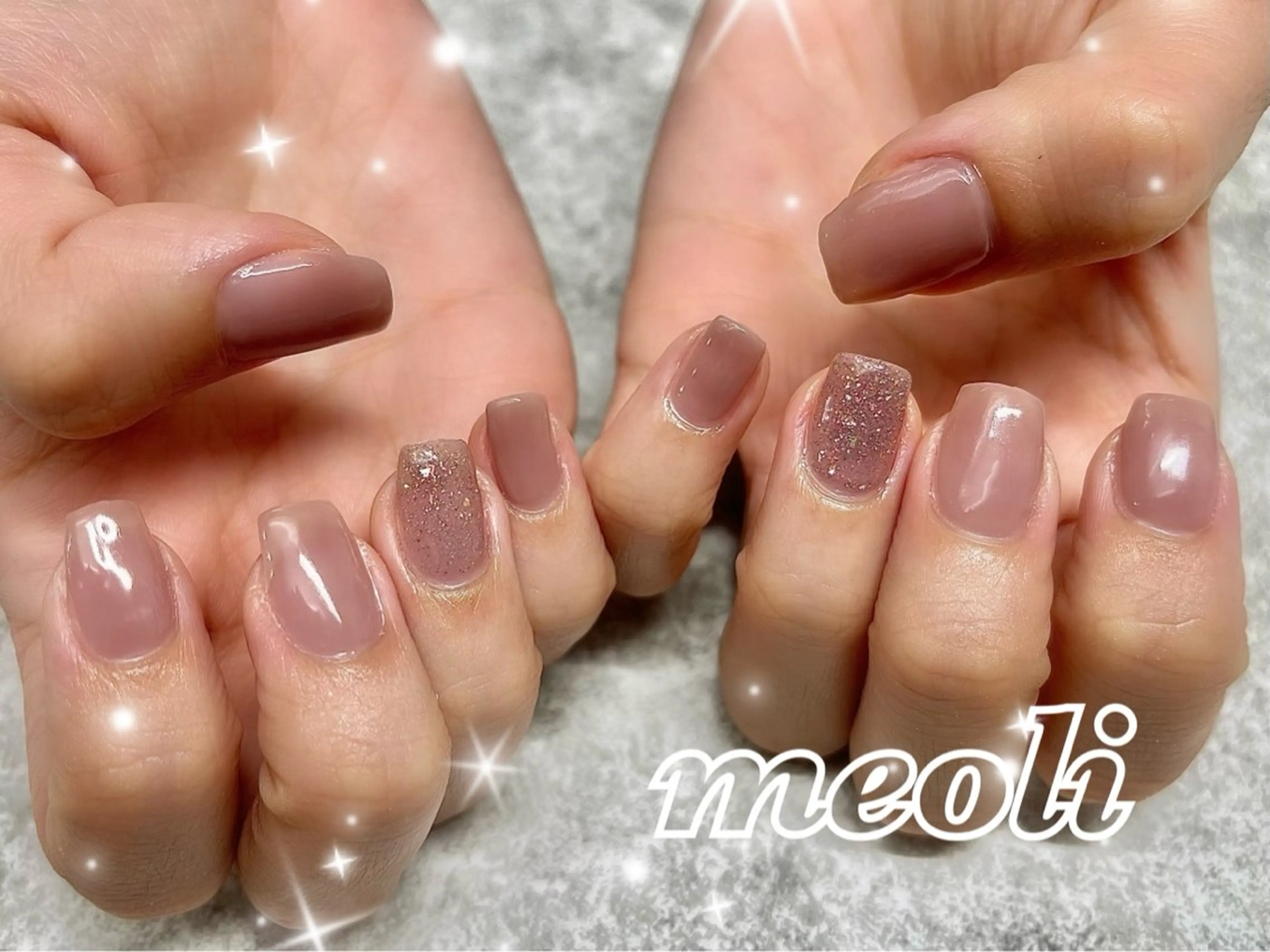 ネイル フラッシュネイル キラキラネイル ラメ(グリッター) ピンク ピンクベージュ ハンドネイル nail salon meoli　アヤのネイルデザイン