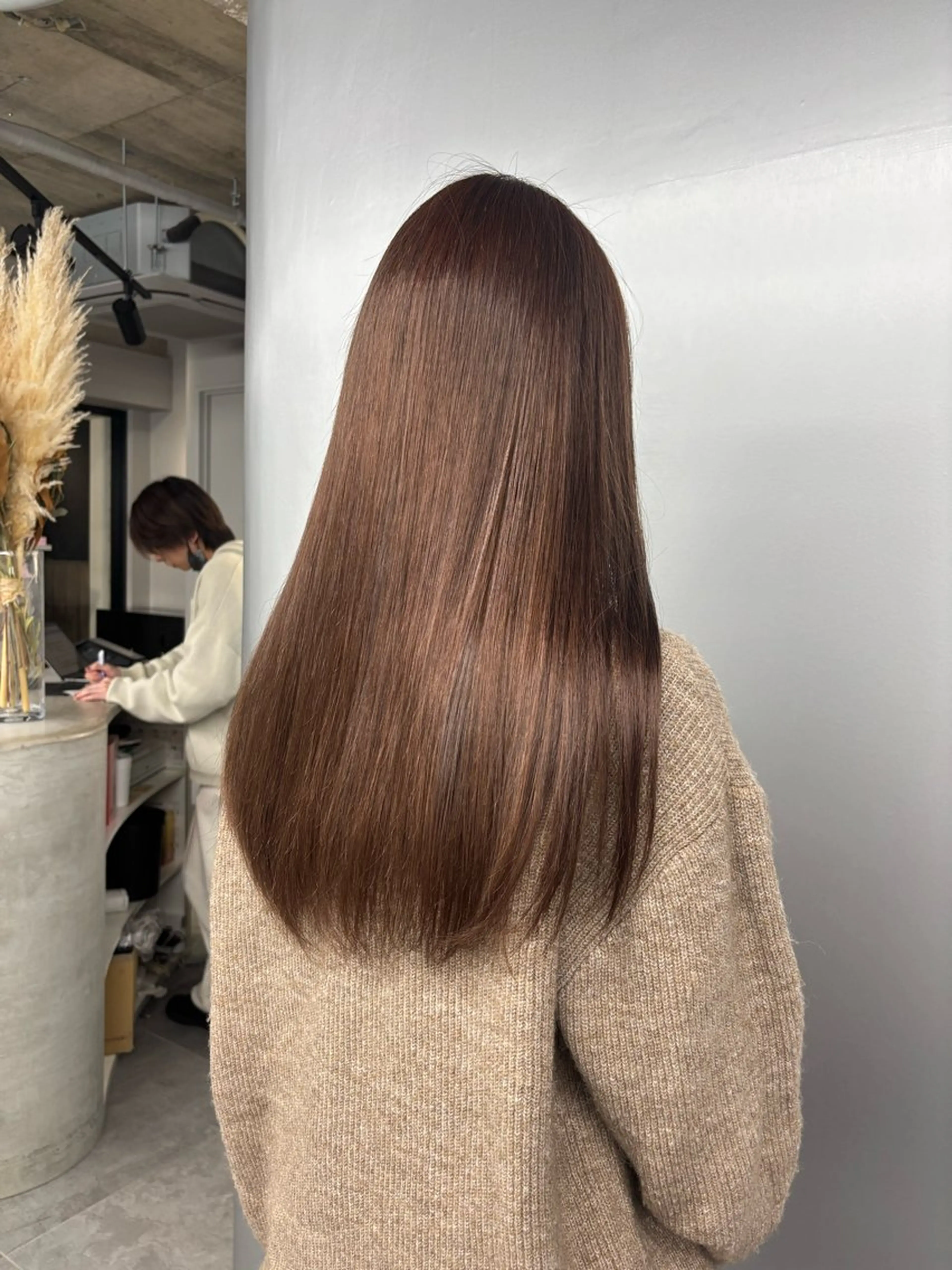 ロング カラー ヘアカラー トリートメント ベージュ/グレージュ 🧸あやか/表参道のヘアスタイル