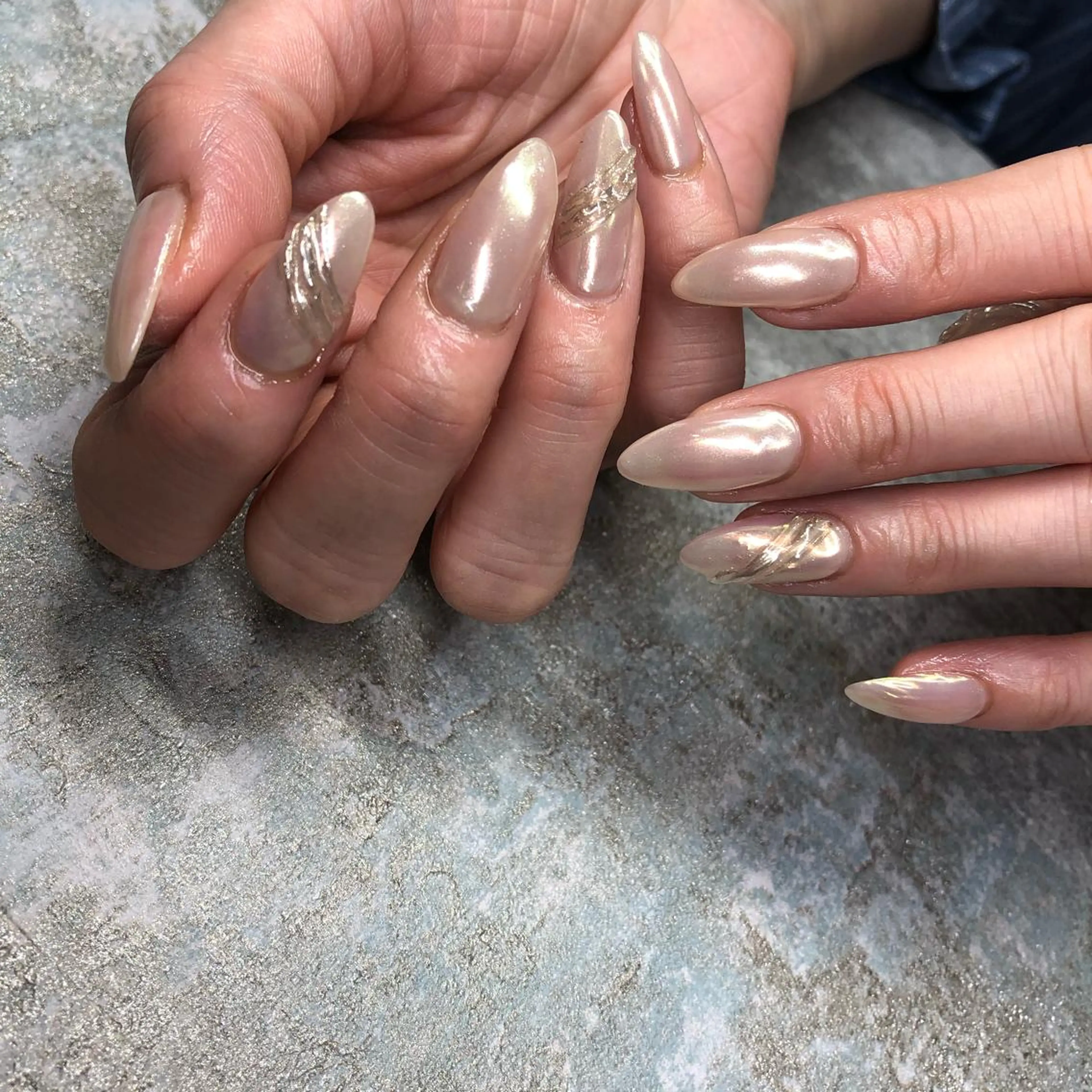 ロング カラー ヘアアレンジ キッズ ネイル マツエク・マツパ 福田 加奈のネイルデザイン