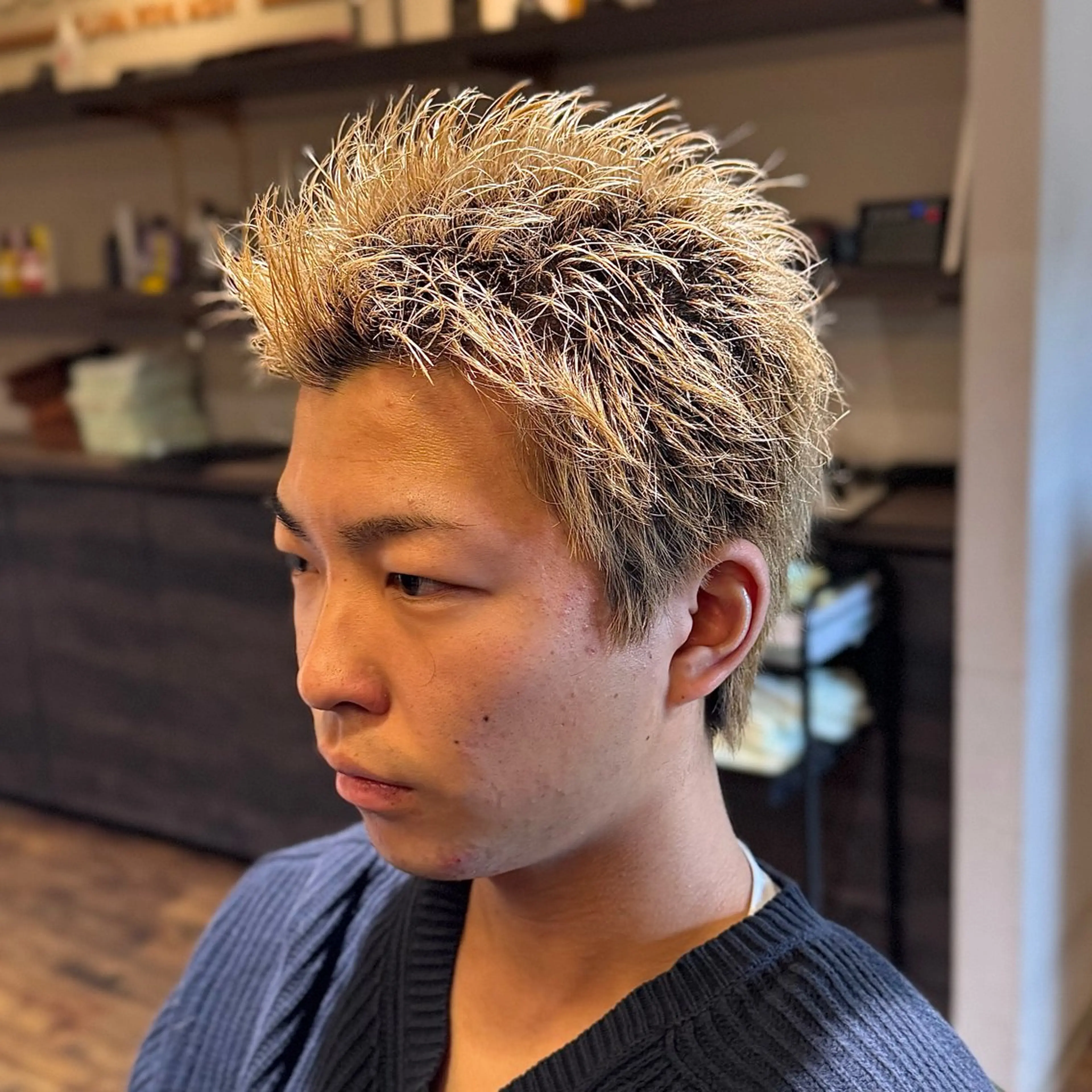 ショート カラー メンズ スパイキーショート ベージュカラー 外国人風カラー ショートヘア カット ヘアカラー 久保 貴大のヘアスタイル