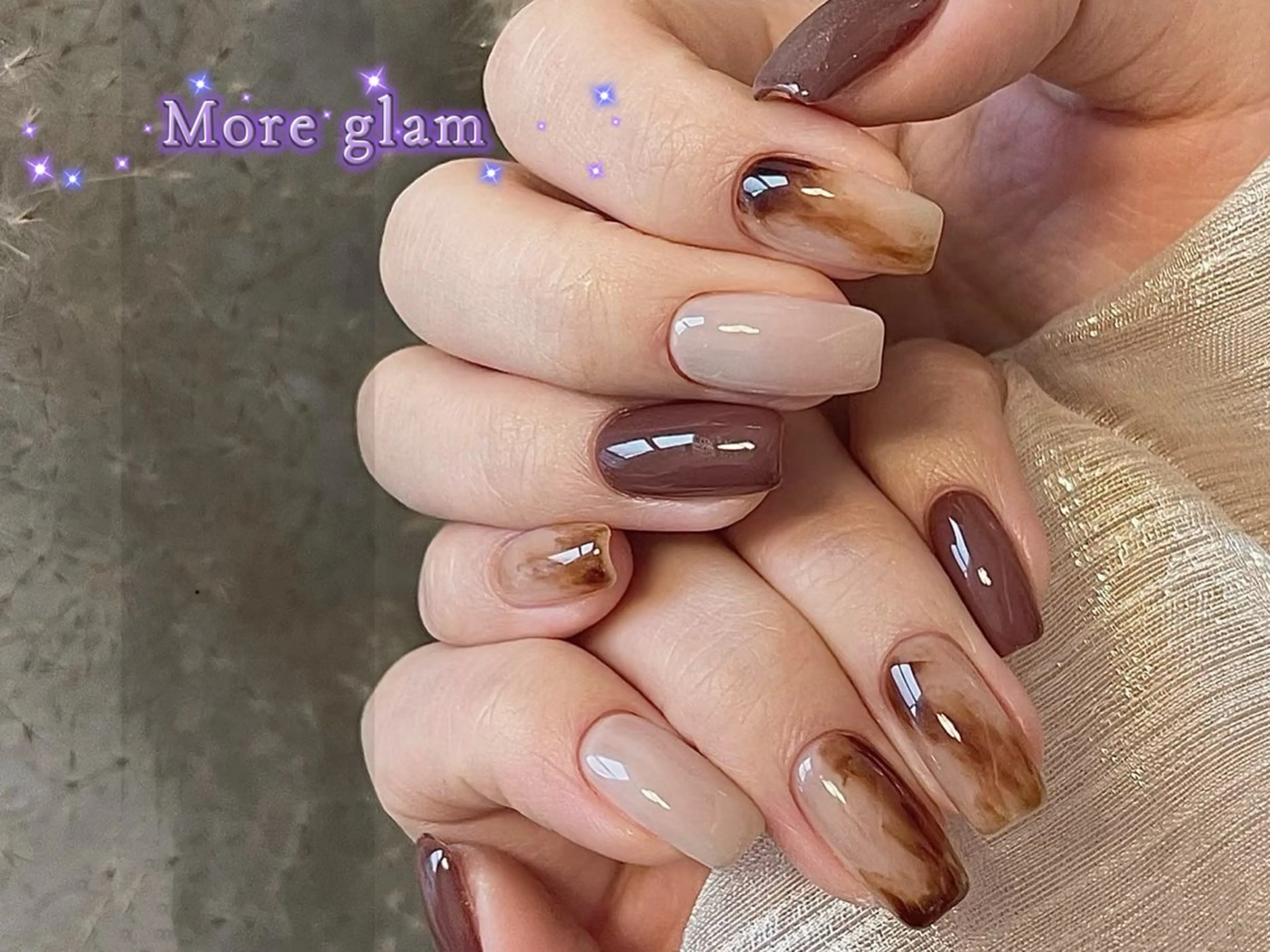 ネイル べっ甲ネイル ボルドー ブラウン ハロウィン ハンドネイル More Glam 池袋東口店のネイルデザイン