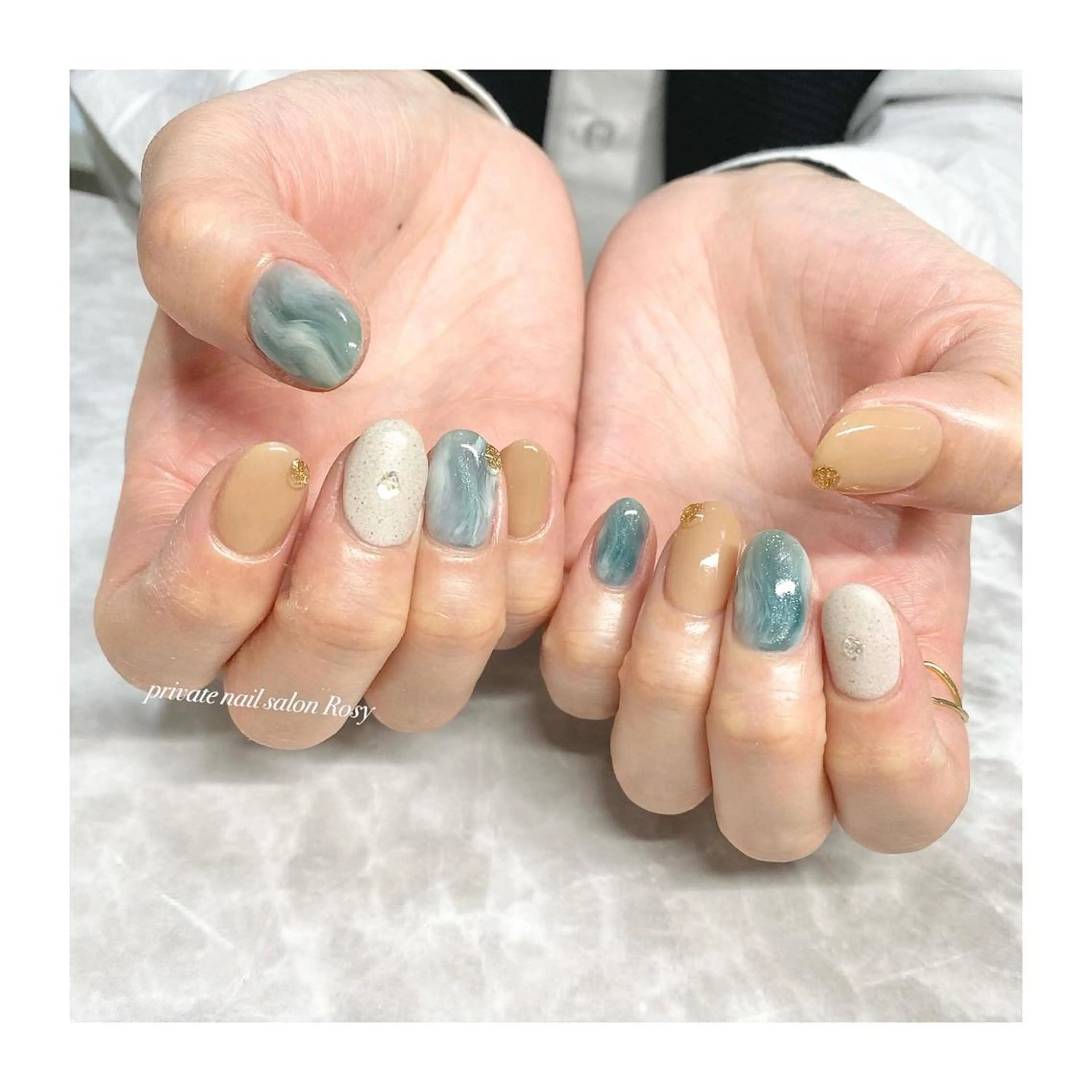 ネイル 🌹 𝕄𝕒𝕚のネイルデザイン