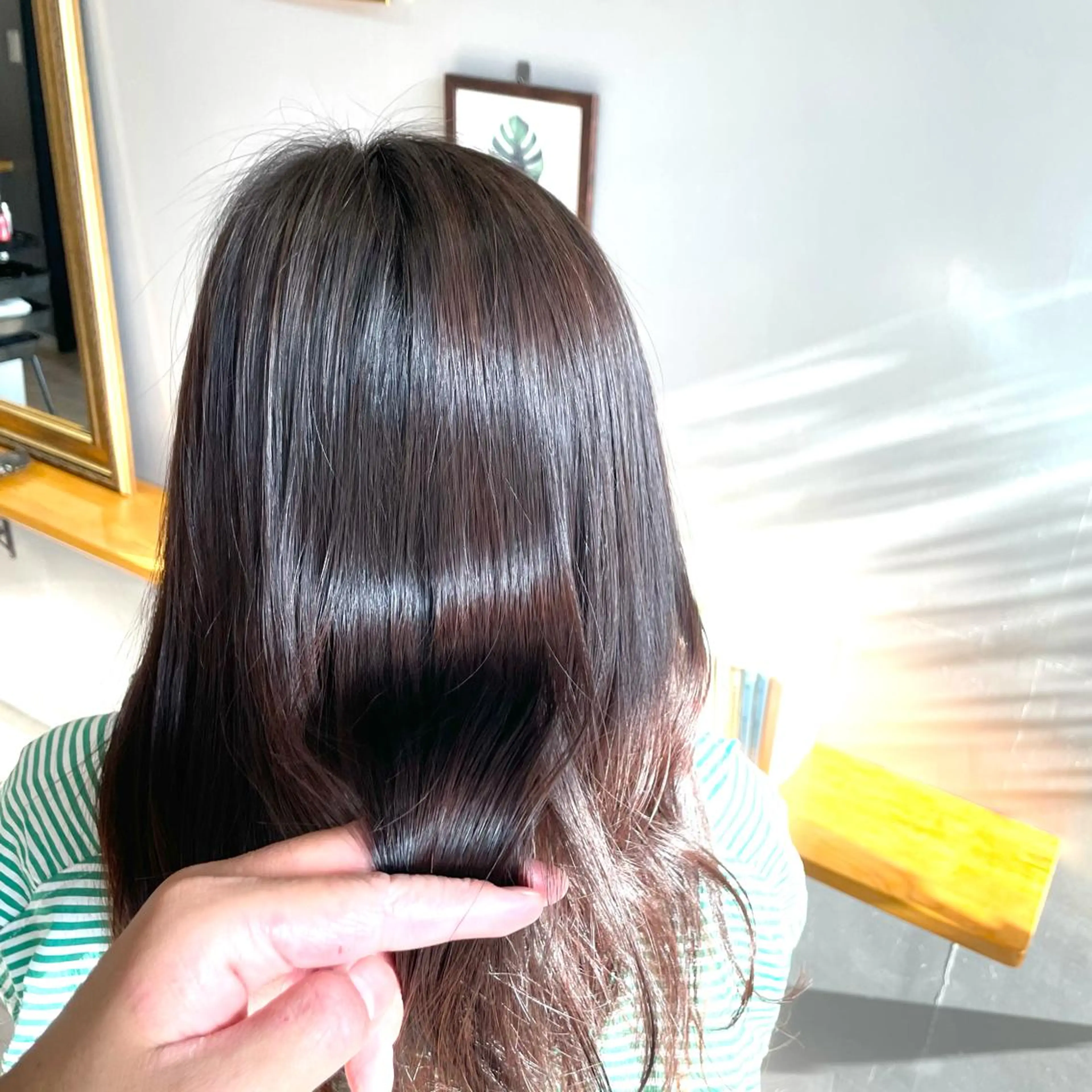 セミロング 渡辺俊介 暗髪カラー /美髪矯正/髪質改善のヘアスタイル