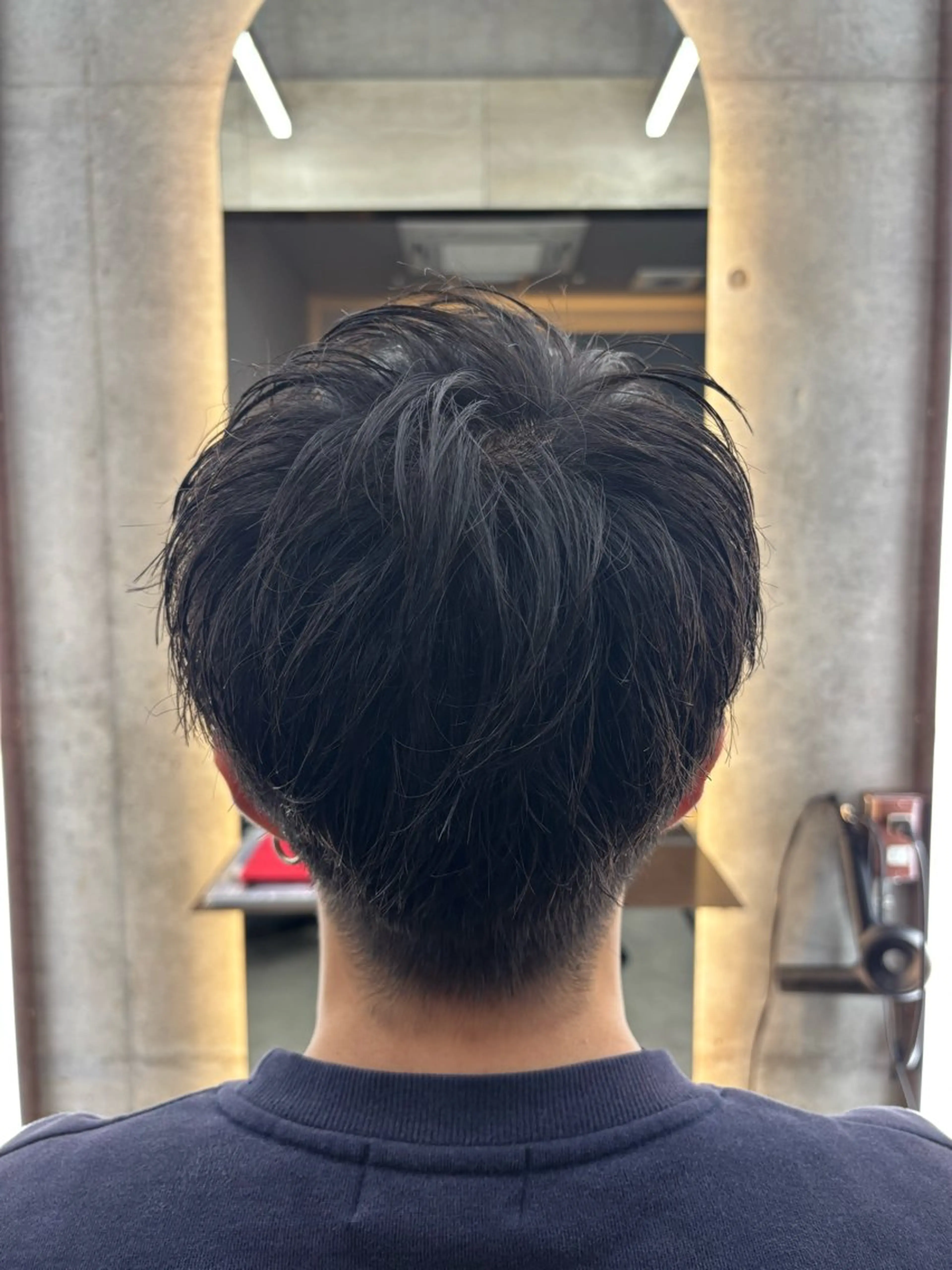 ショート カット トリートメント 髪質改善|透明 感カラー🩵レイヤーのヘアスタイル