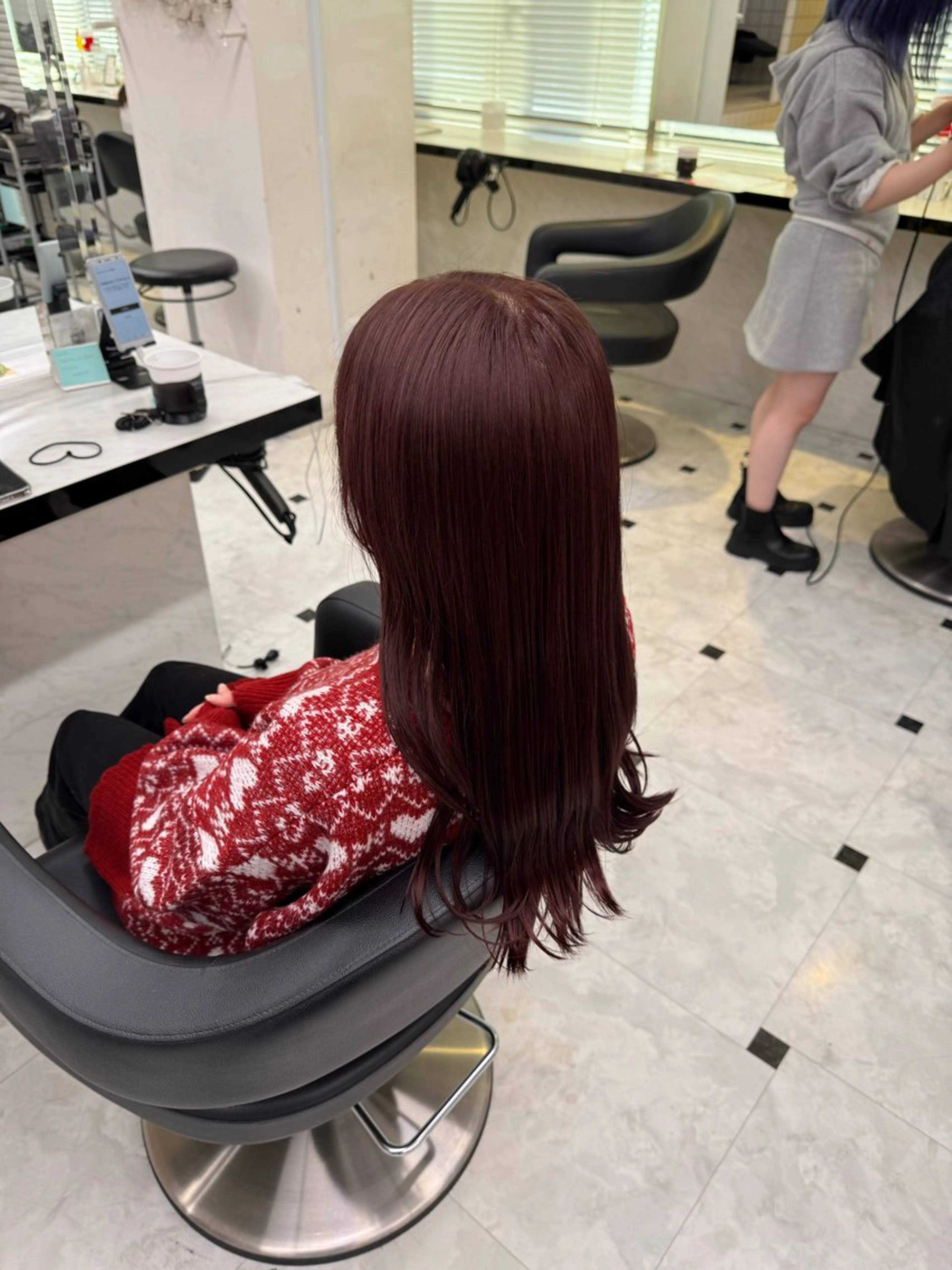 ロング カラー ヘアアレンジ ロング ヘアカラー トリートメント ヘッドスパ ヘアセット 🥀レイヤー×ハイト ーントレンドヘア🥀のヘアスタイル