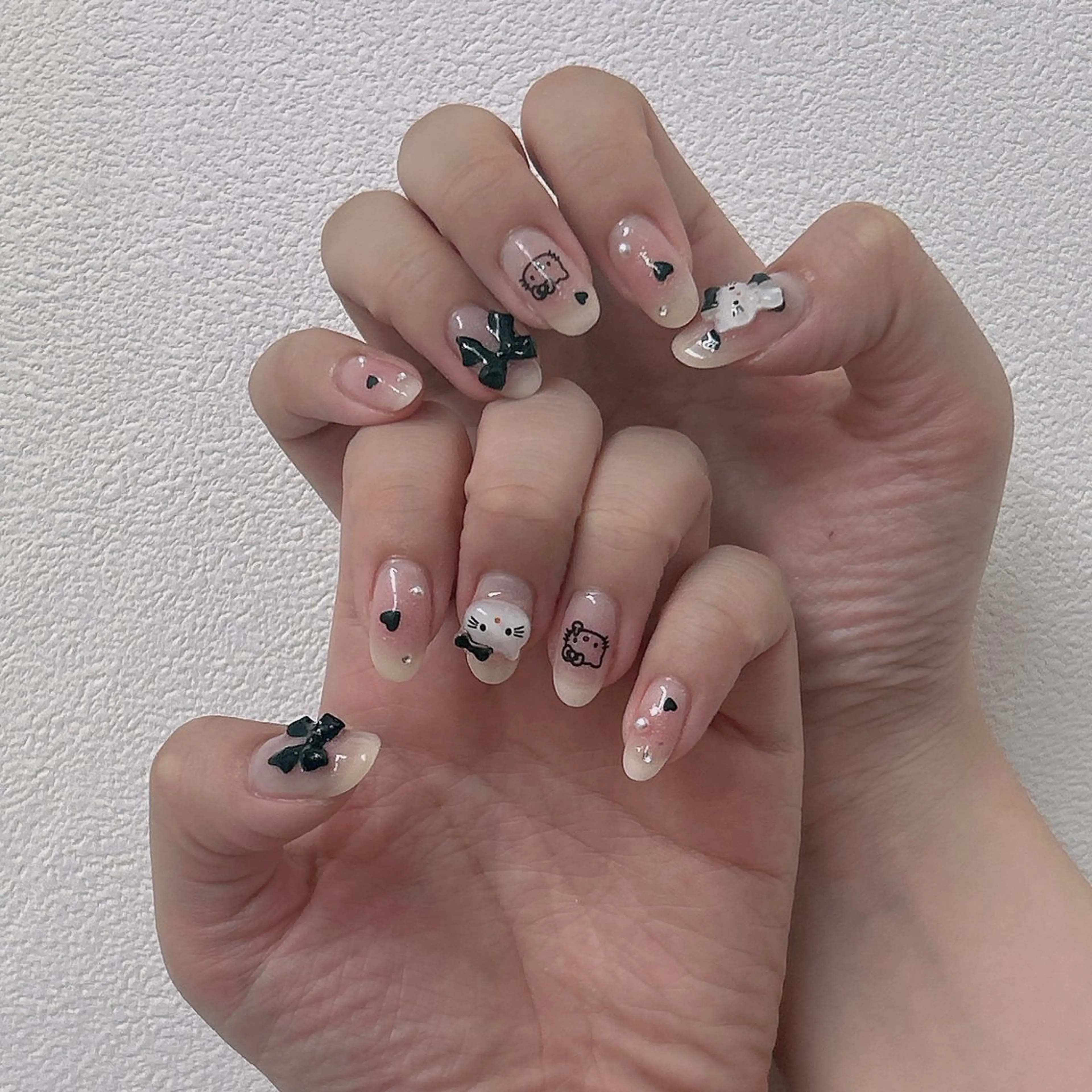 ネイル ハンドネイル . Natsumiのネイルデザイン