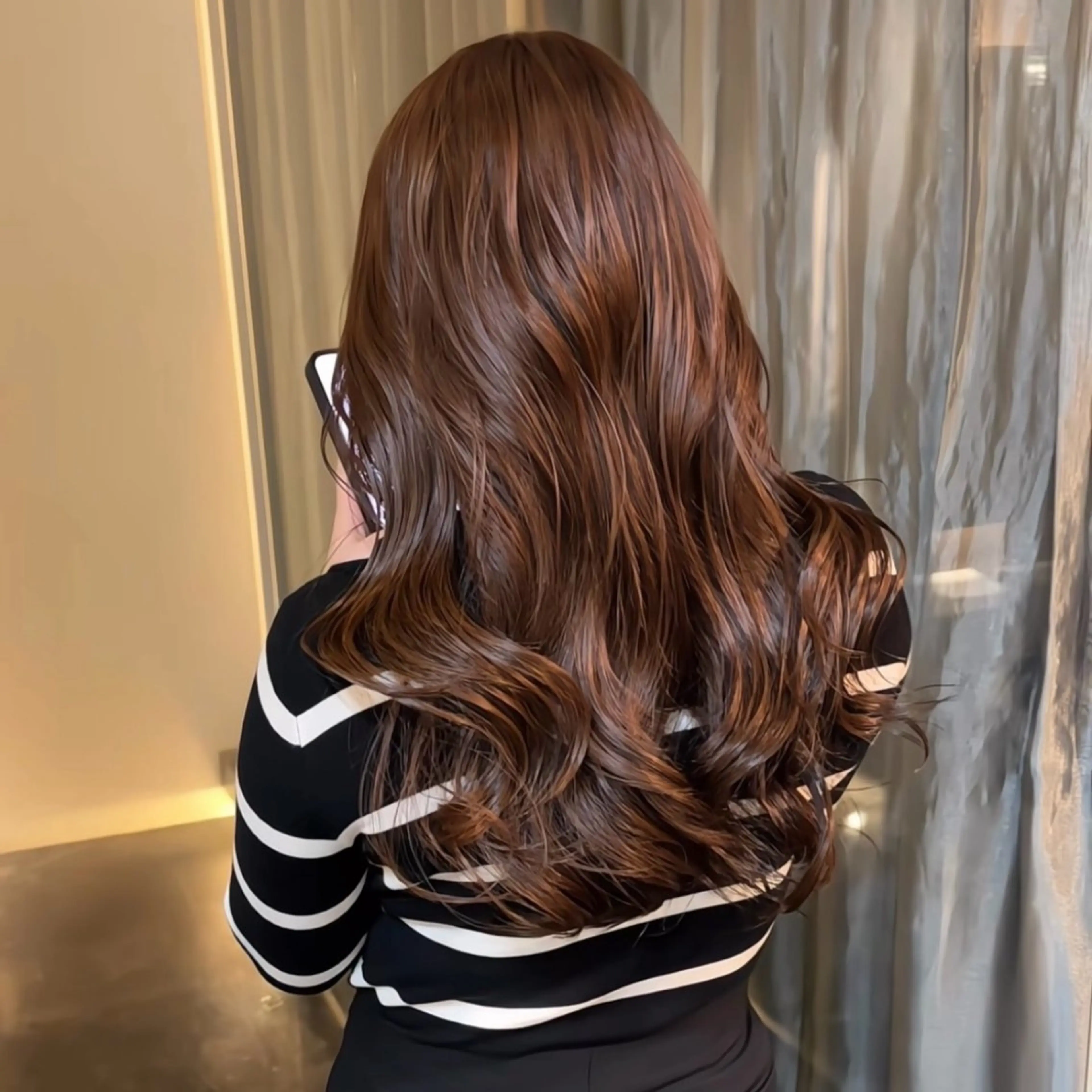 ロング カラー アッシュ アッシュグレー アッシュグレージュ ベージュカラー ブリーチ BIGOUDI salon所属・《ブリーチなし》 ベージュ/あゆむのヘアスタイル