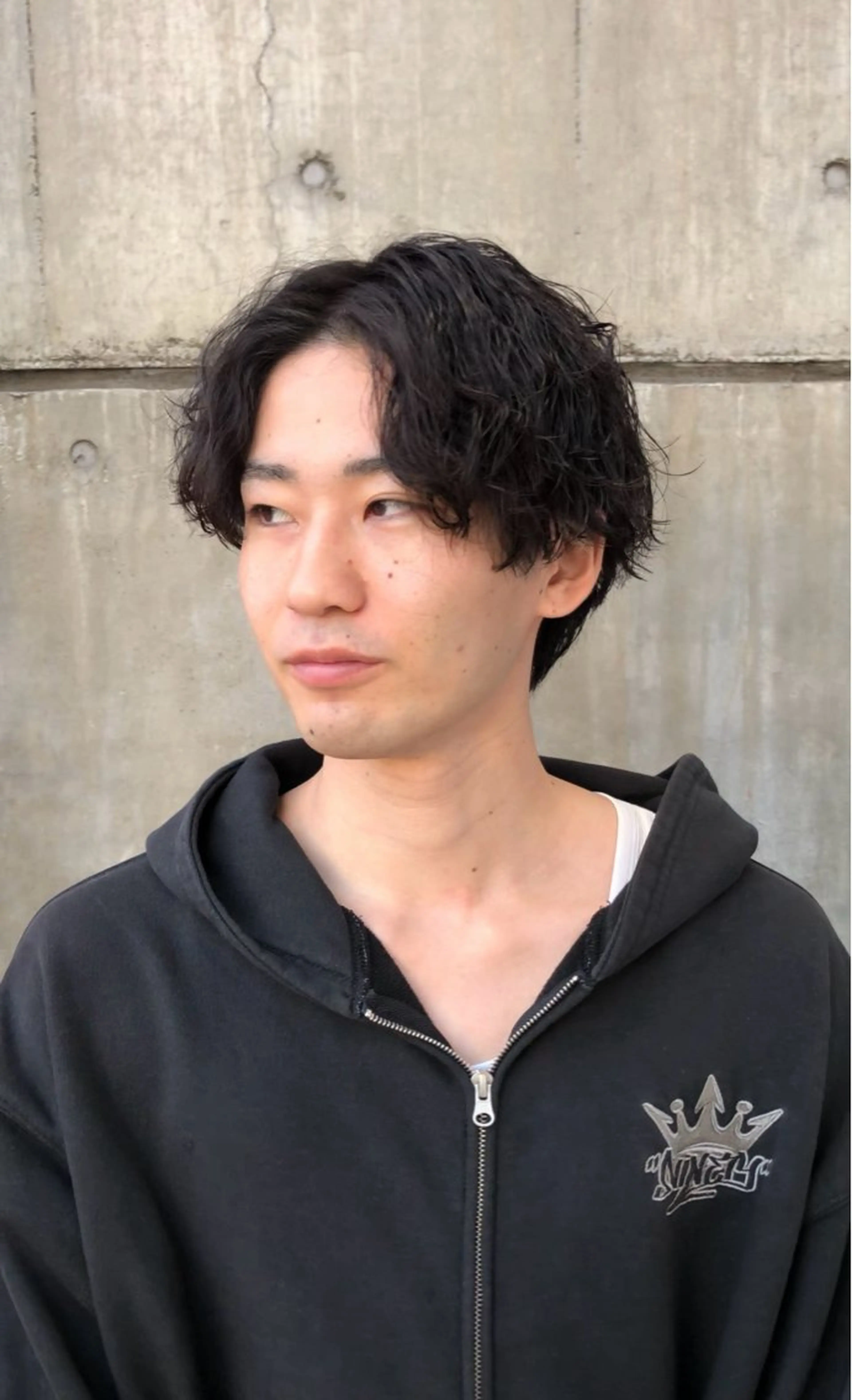 パーマ メンズ センターパート メンズパーマ スパイラルパーマ 🔥メンズ圧倒的人気 ROOOMEN松田隆のヘアスタイル