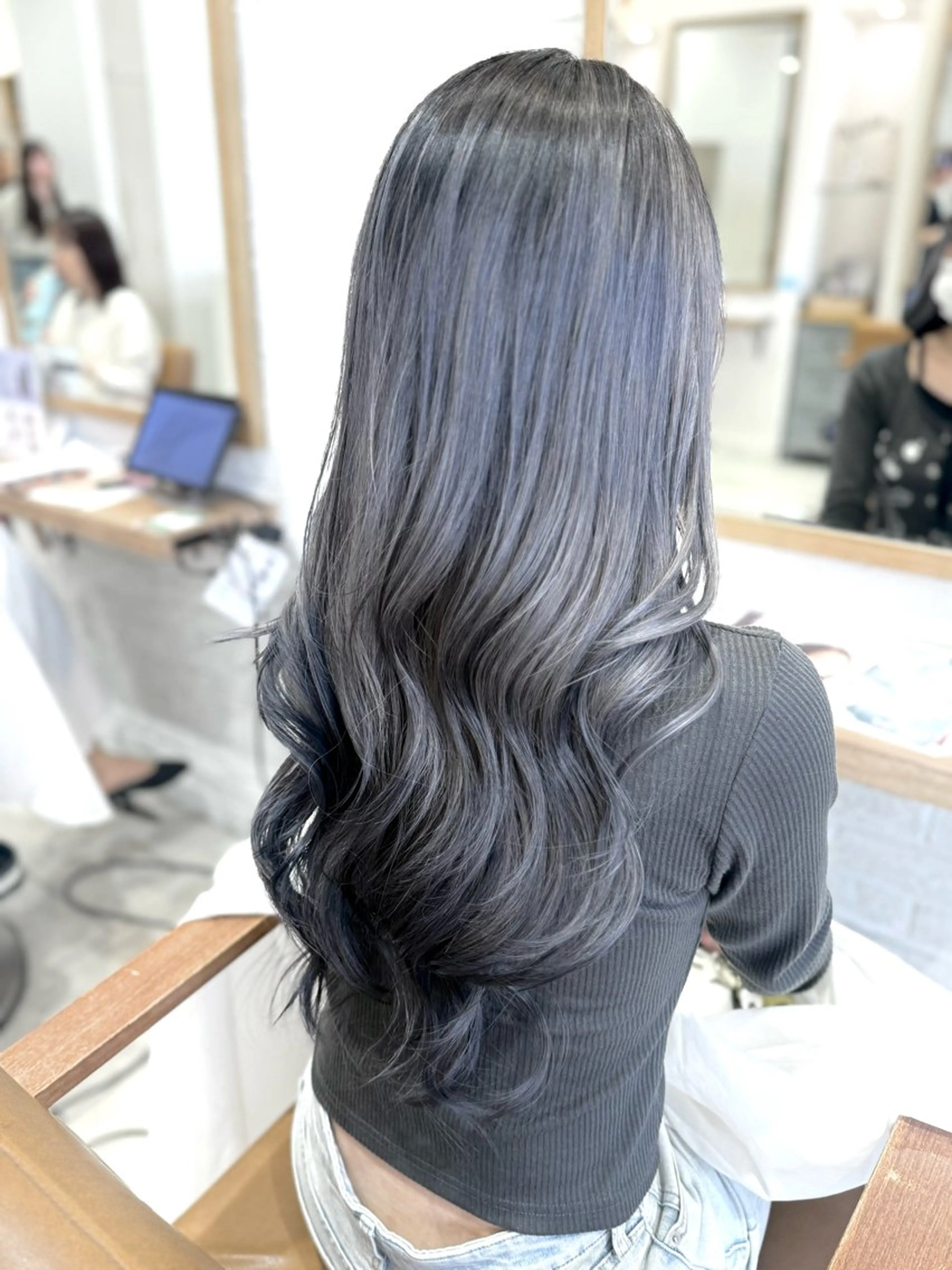 ロング カラー ヘアカラー ボブ・ショート 🌻Yurinaのヘアスタイル