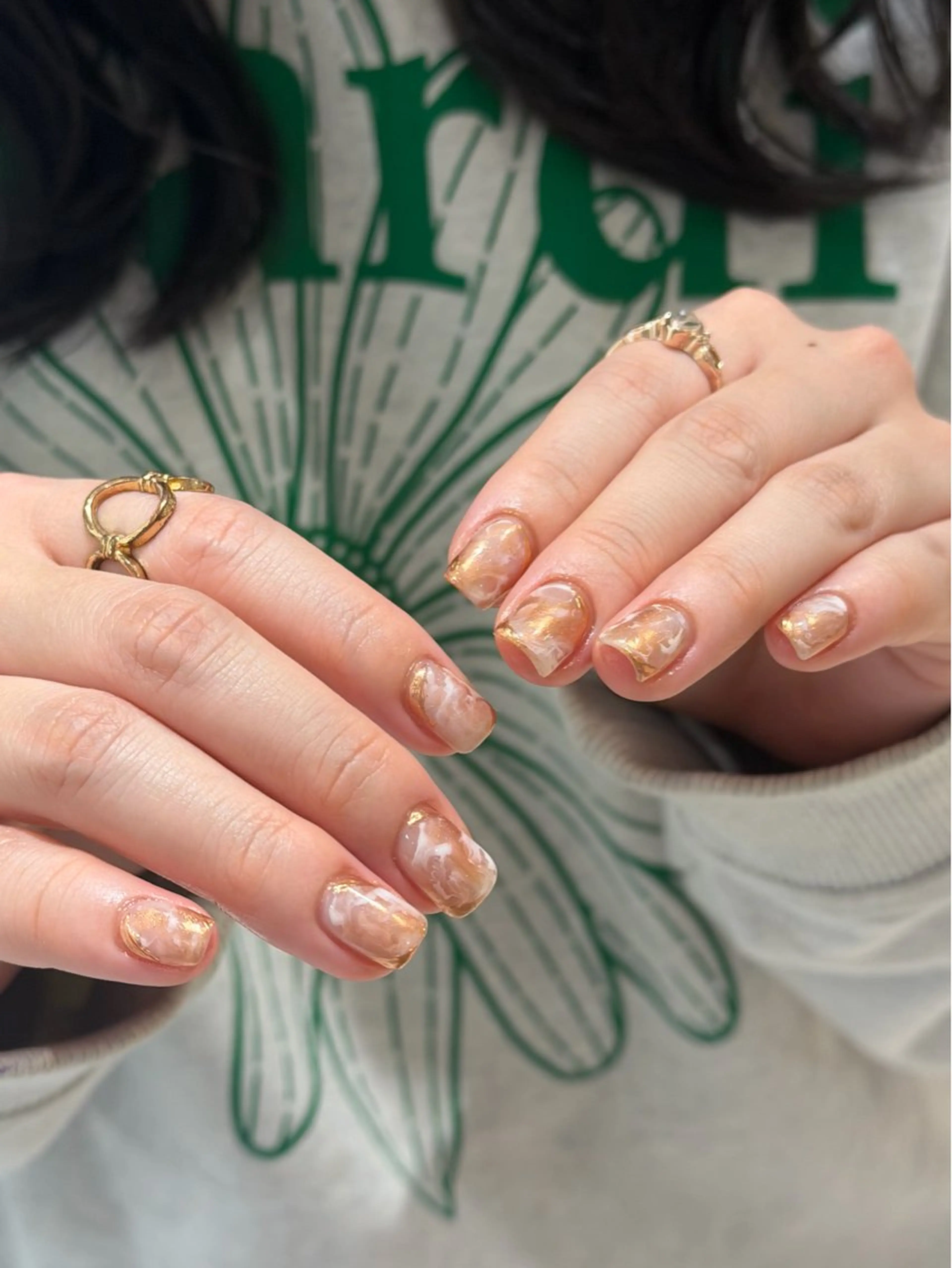 ネイル ミラーネイル ニュアンスネイル ハンドネイル eri premiereのネイルデザイン