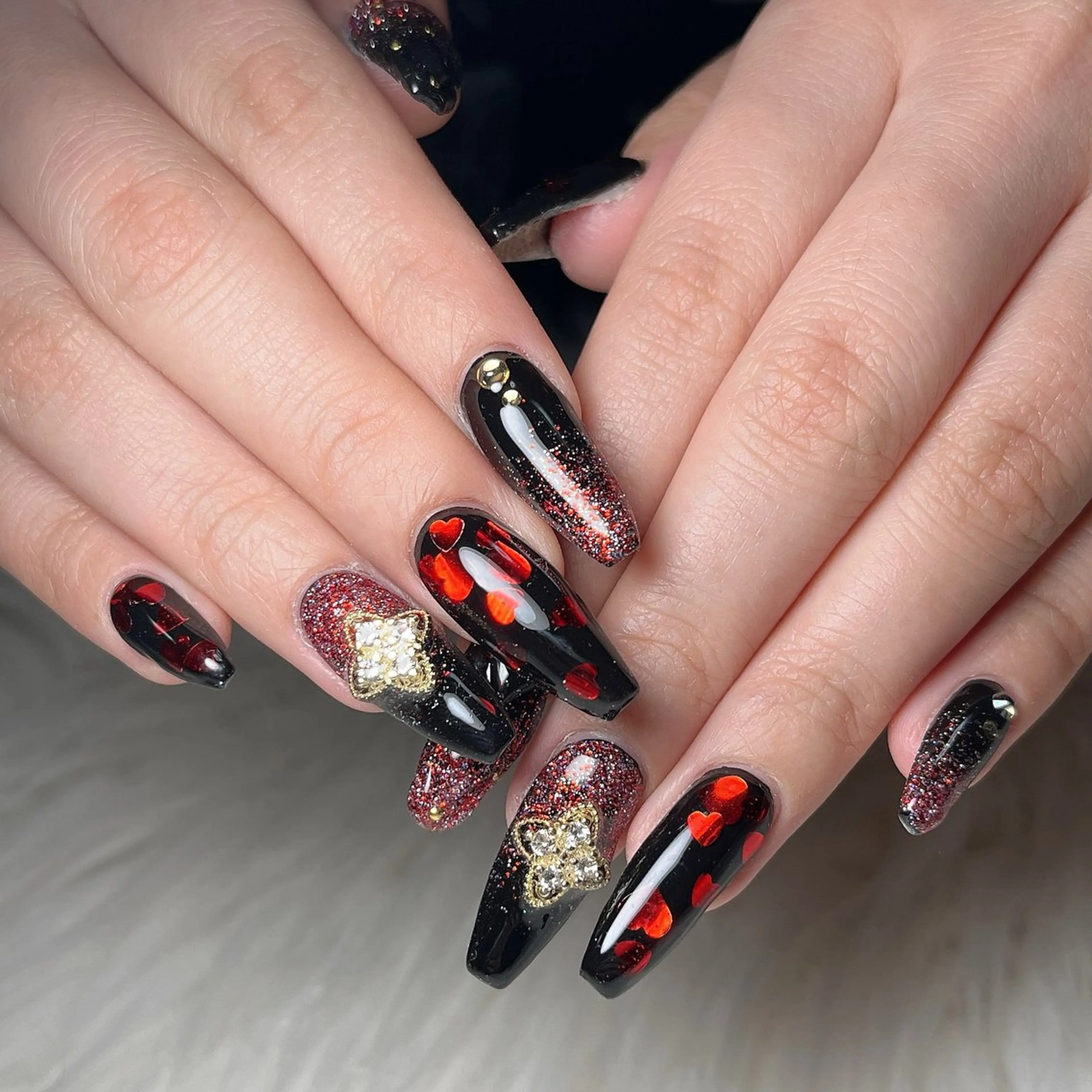 ネイル 韓国ネイル ラメ(グリッター) 持ち込み ハンドネイル 🐕‍🦺Yappy 💗A-tanのネイルデザイン