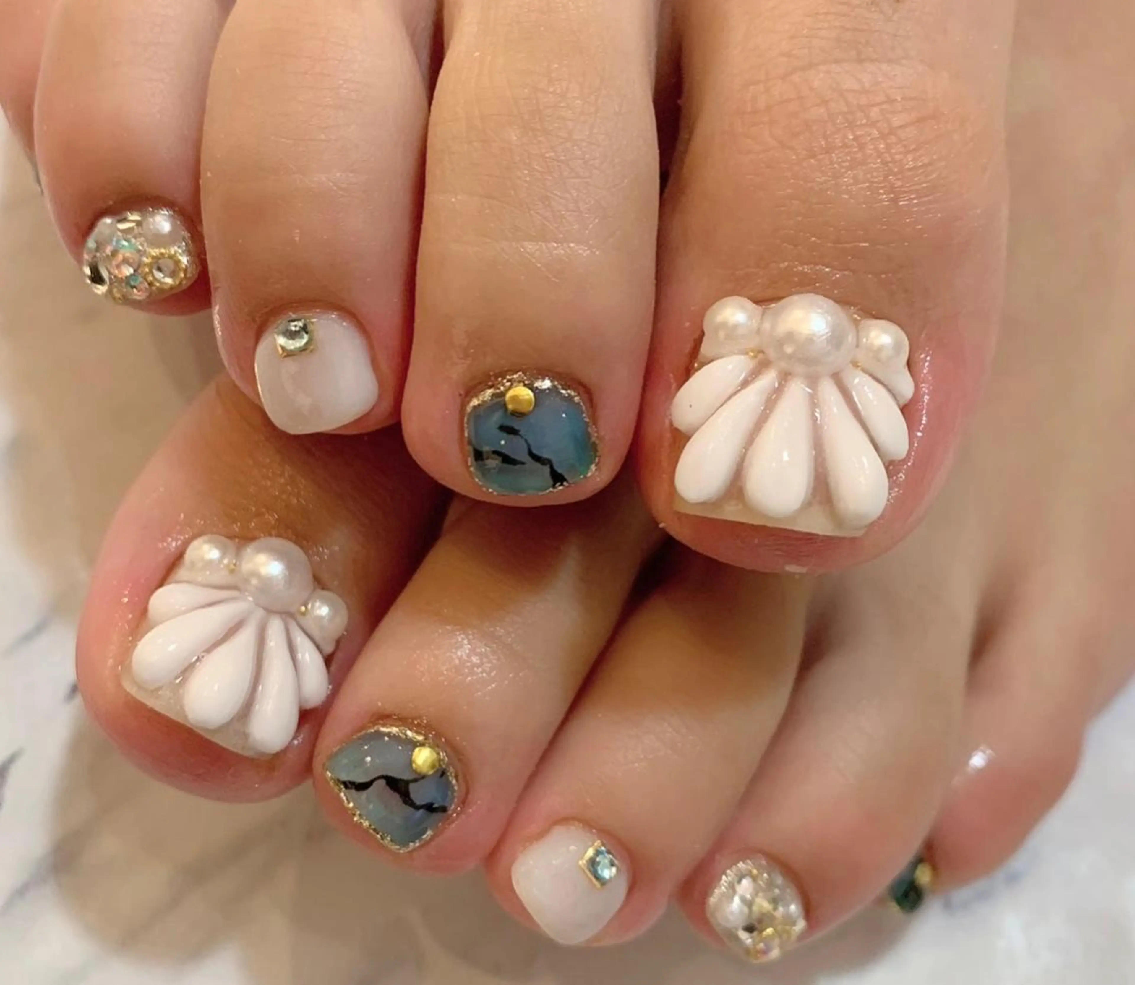 ネイル Lino+ ネイル&よもぎ蒸しのネイルデザイン