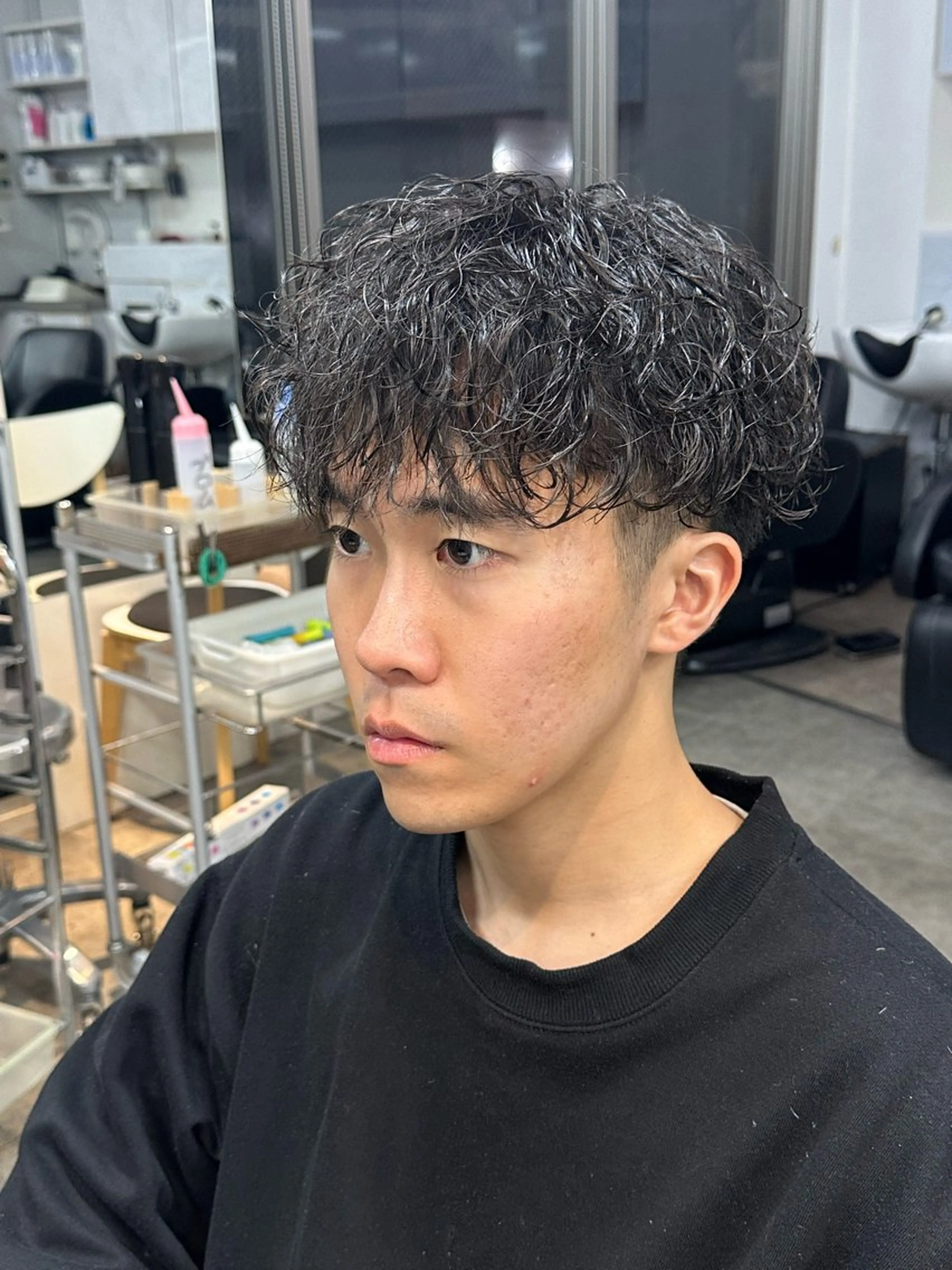 パーマ メンズ フェザーパーマ マッシュ メンズパーマ 学生（メンズ向け） メンズツイストパーマ パーマ fifth/原宿/ シャドウパーマ/カズのヘアスタイル