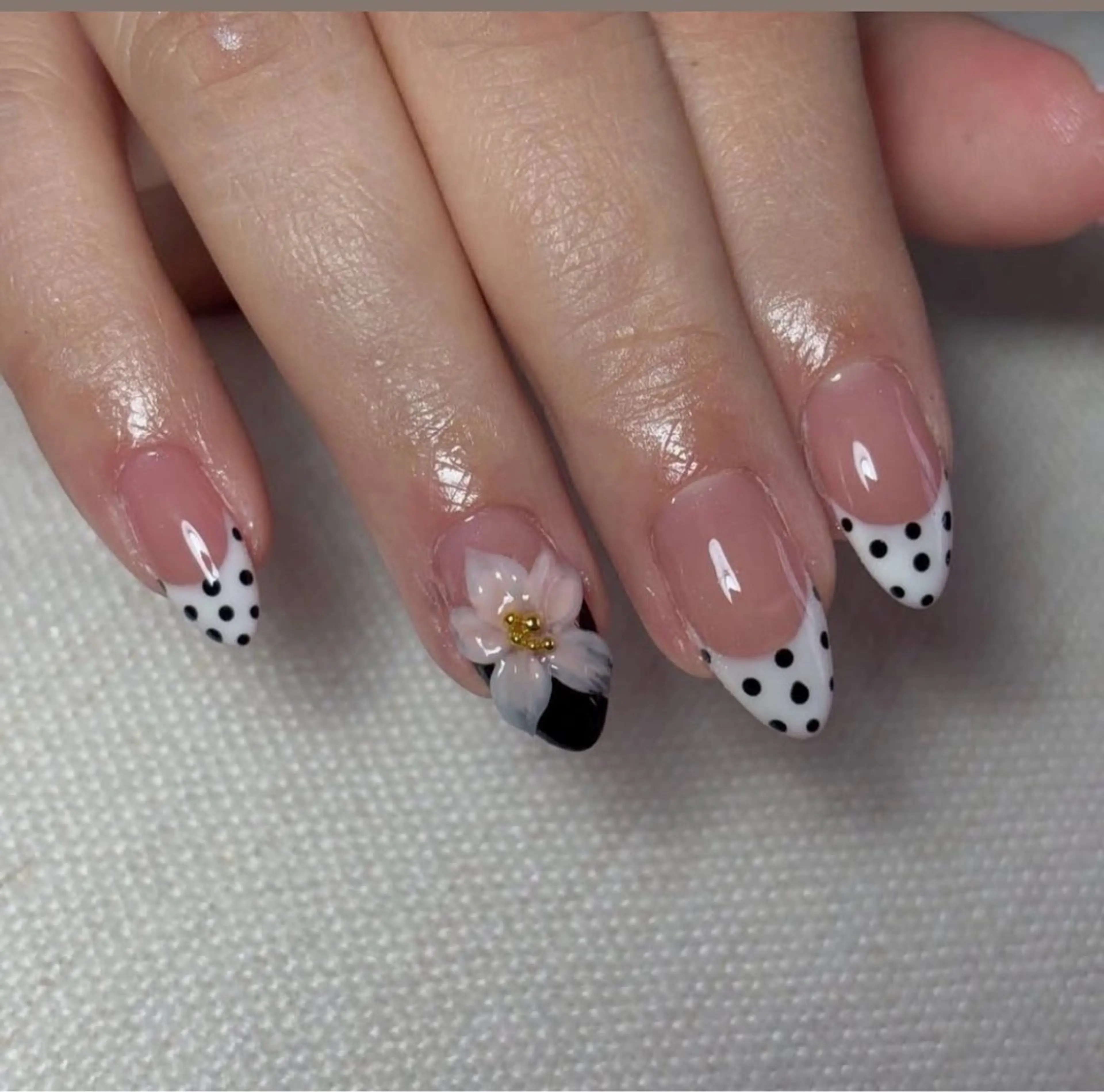 ネイル MoonHi Nail 朝霞台のネイルデザイン