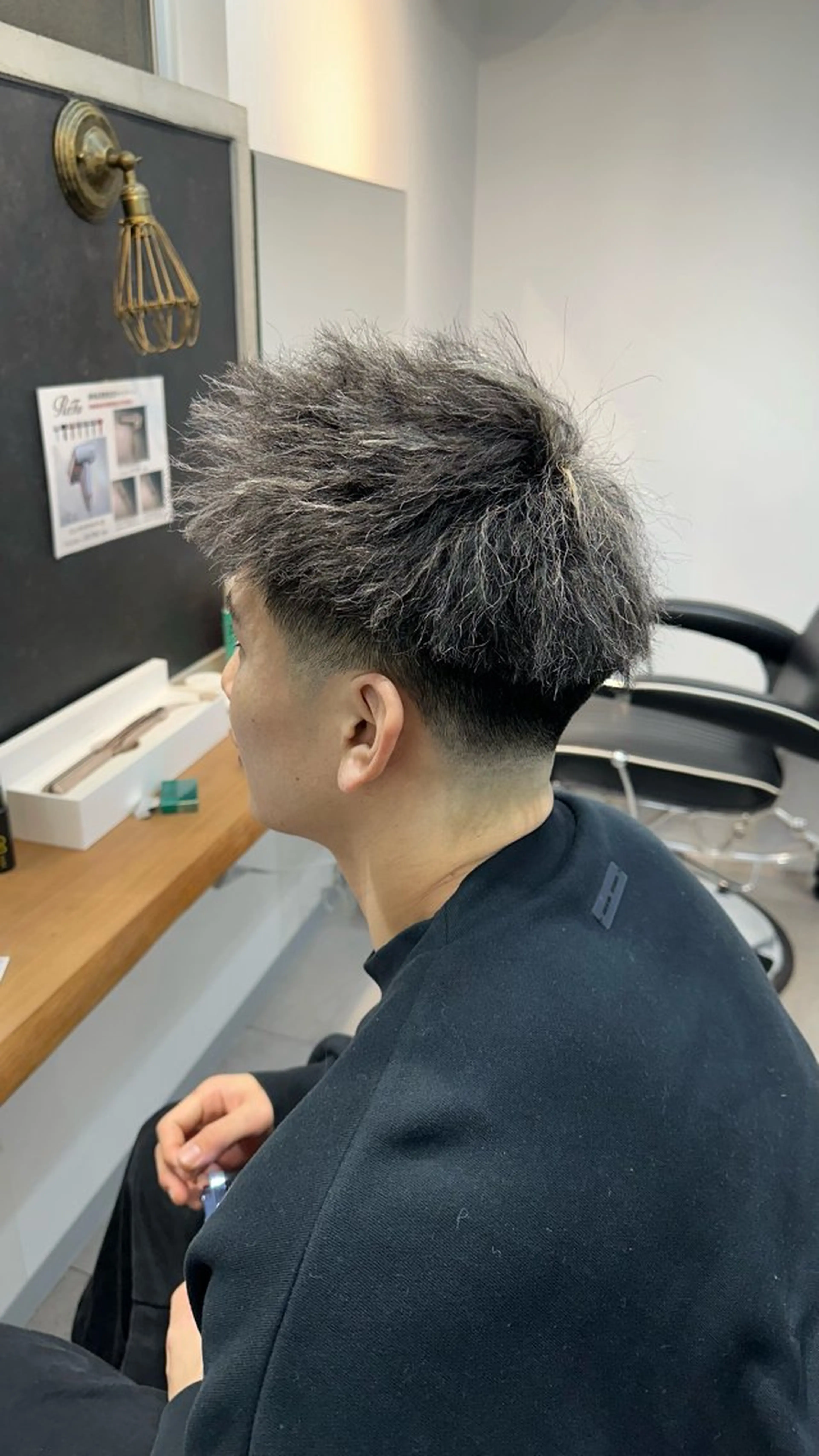 カラー パーマ メンズ 律喜/パーマ /メンズ/フェードのヘアスタイル