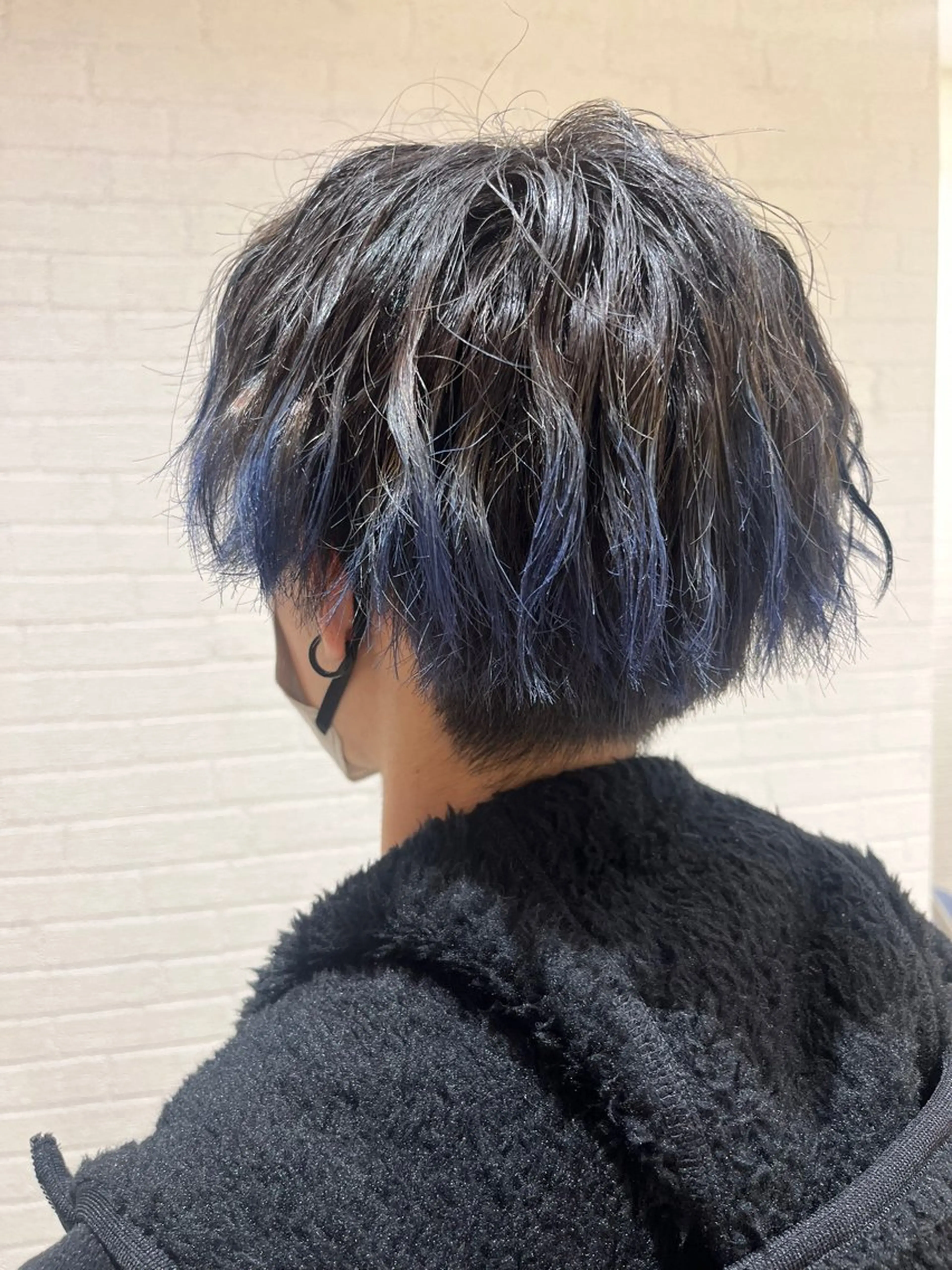カラー メンズ メンズブリーチ ブリーチ ブルーカラー ヘアカラー ハイトーンカラー🎀 はなえのヘアスタイル