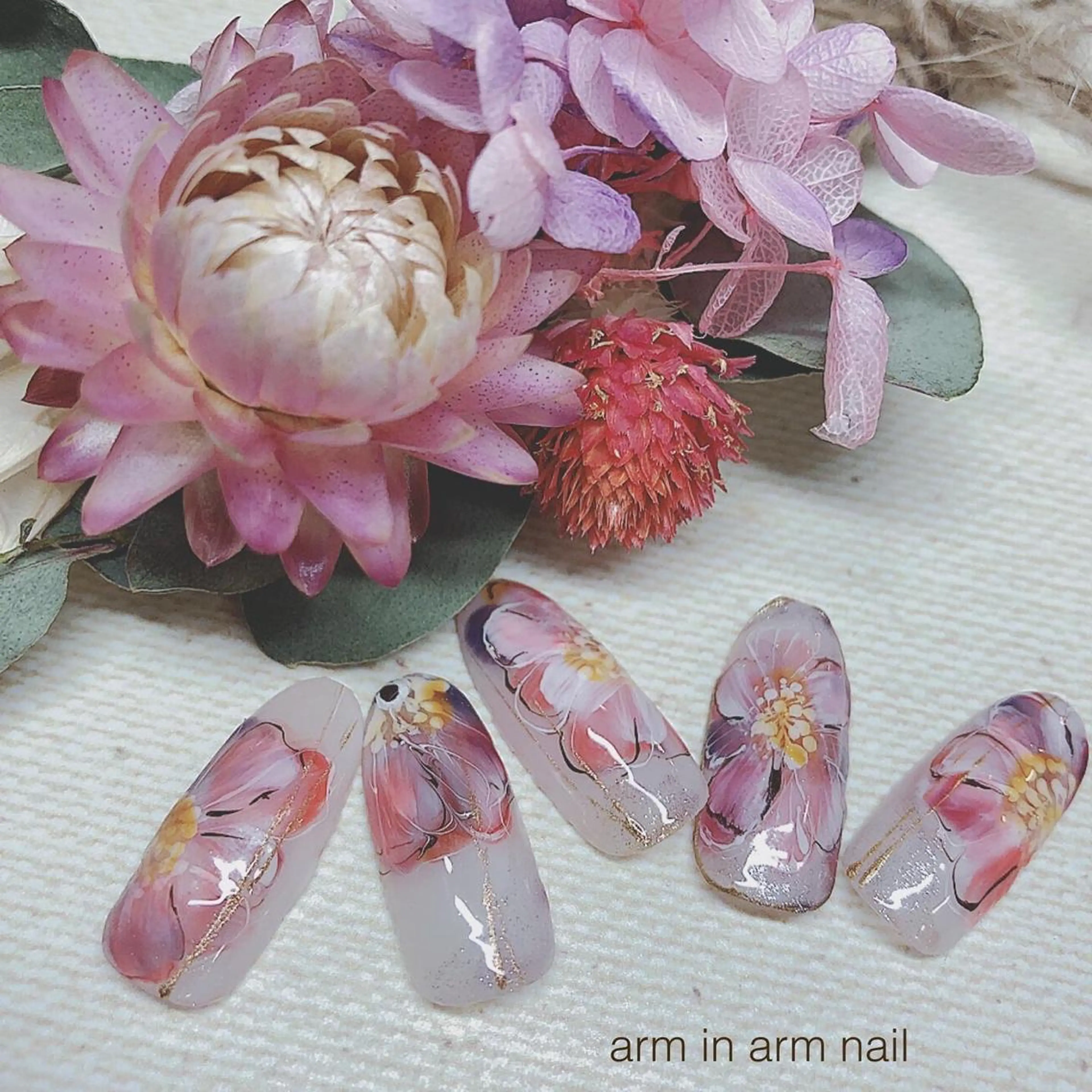 ネイル arm in arm ︎✿Yamamotoのマツエク・マツパデザイン