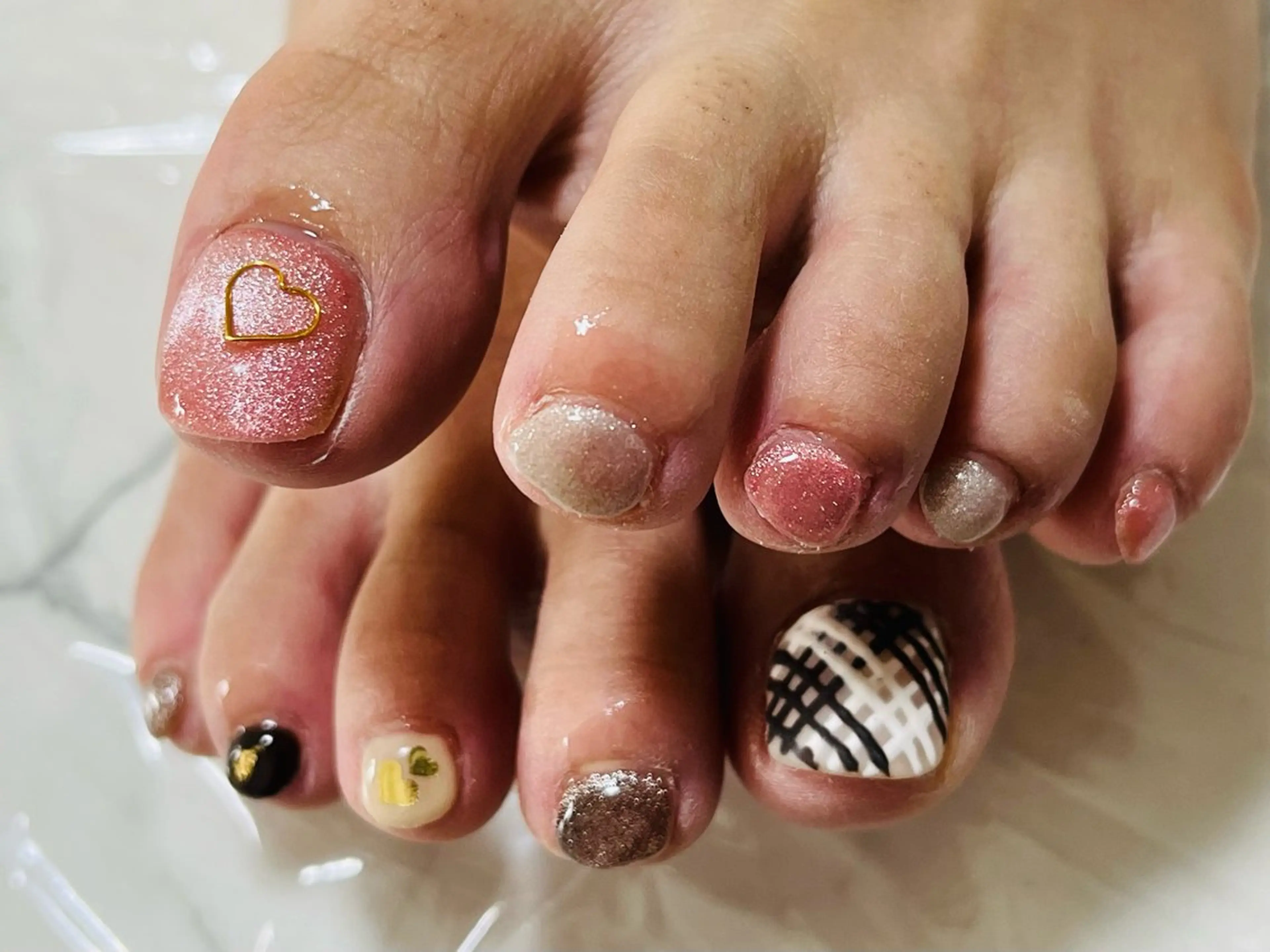 フットジェル【定額デザイン】3️⃣アート盛りコースの写真