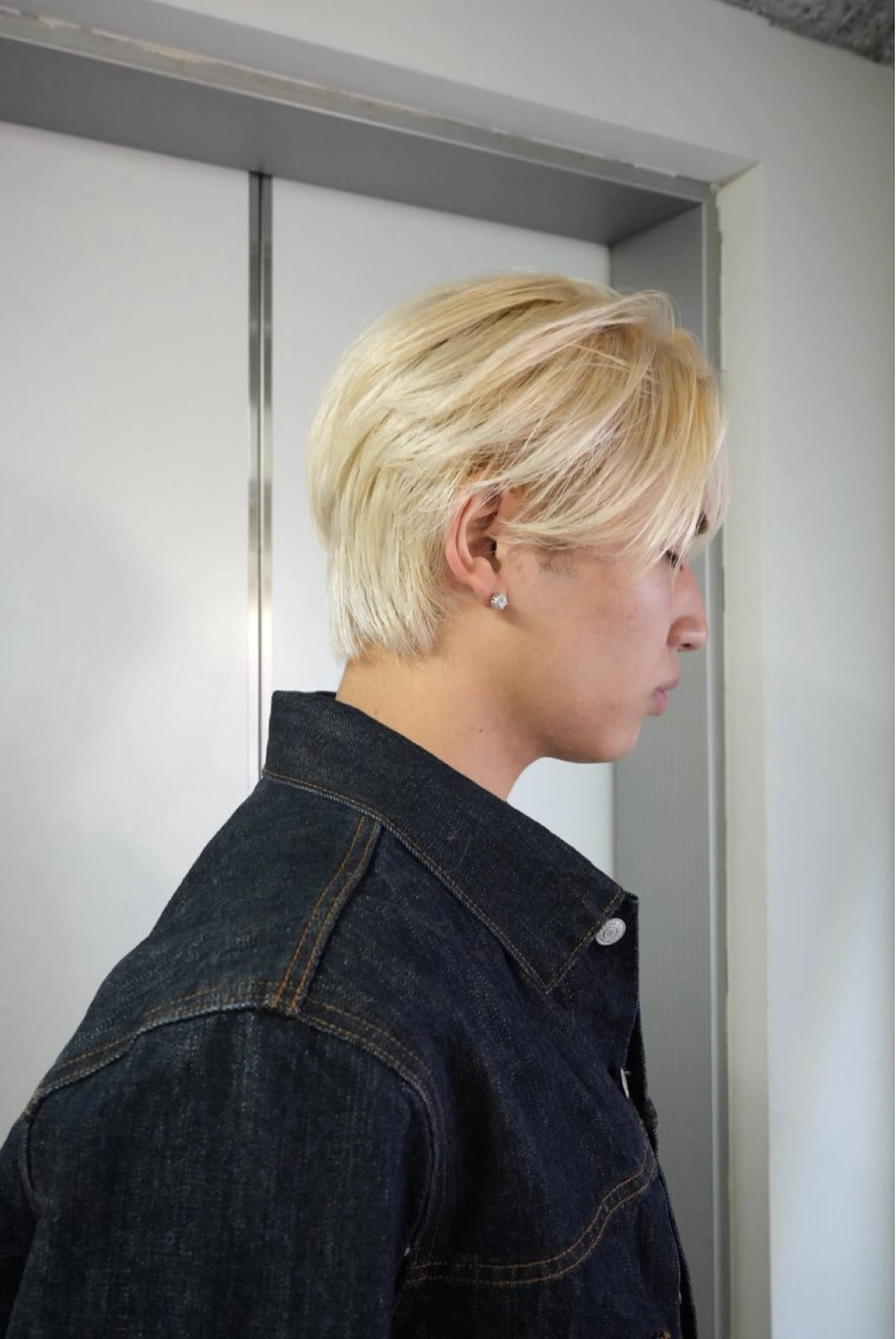カラー メンズ メンズハイトーン ブロンド ハイトーンカラー カット ヘアカラー トリートメント 新宿/ブリーチ /パーマ/戸羽のヘアスタイル