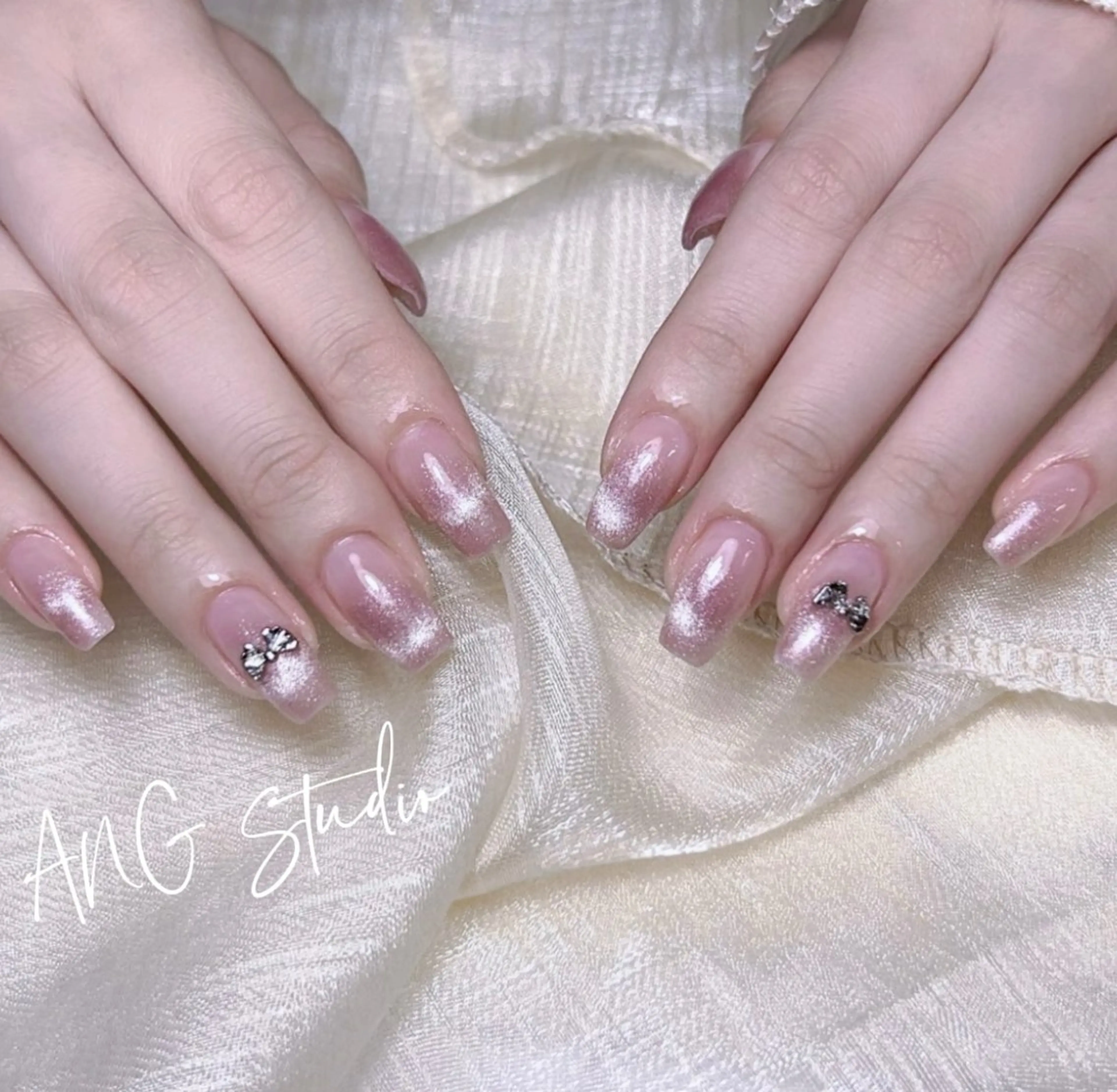 ネイル ハンドネイル ハンドケア ANG Studioのネイルデザイン