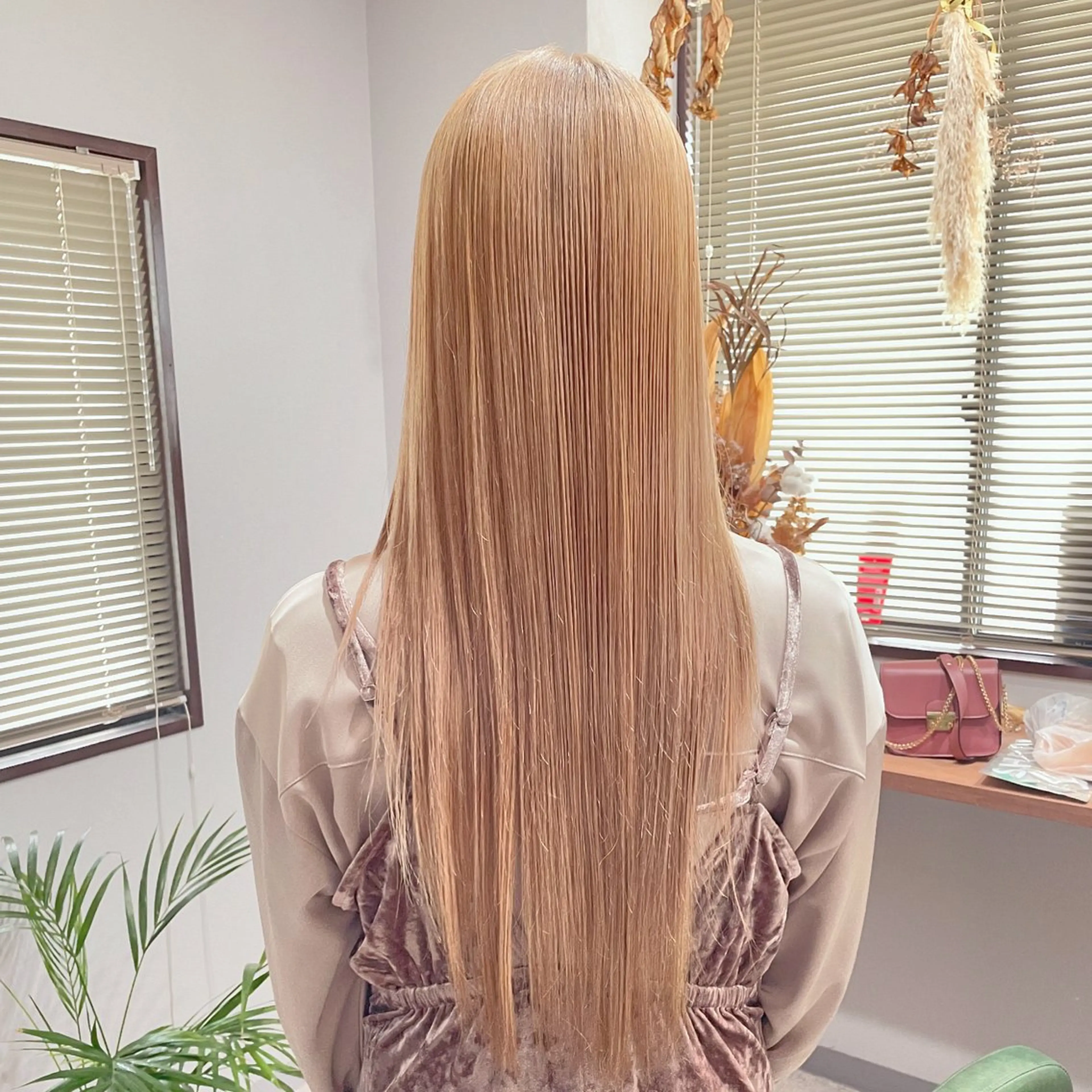 ロング カラー 今雪 聡美のヘアスタイル