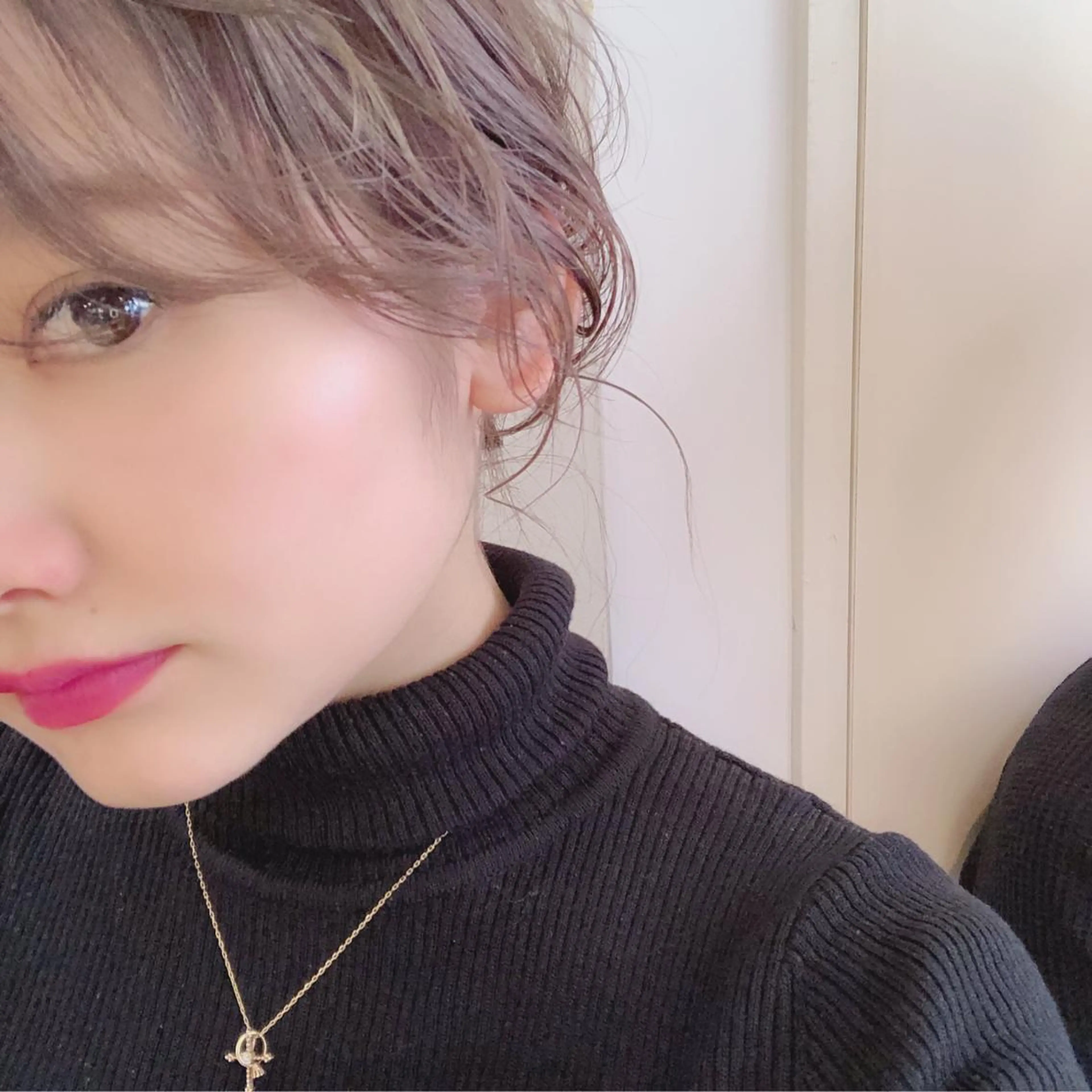 ミディアム 顔周りの垢抜けヘア 立山あいりのヘアスタイル