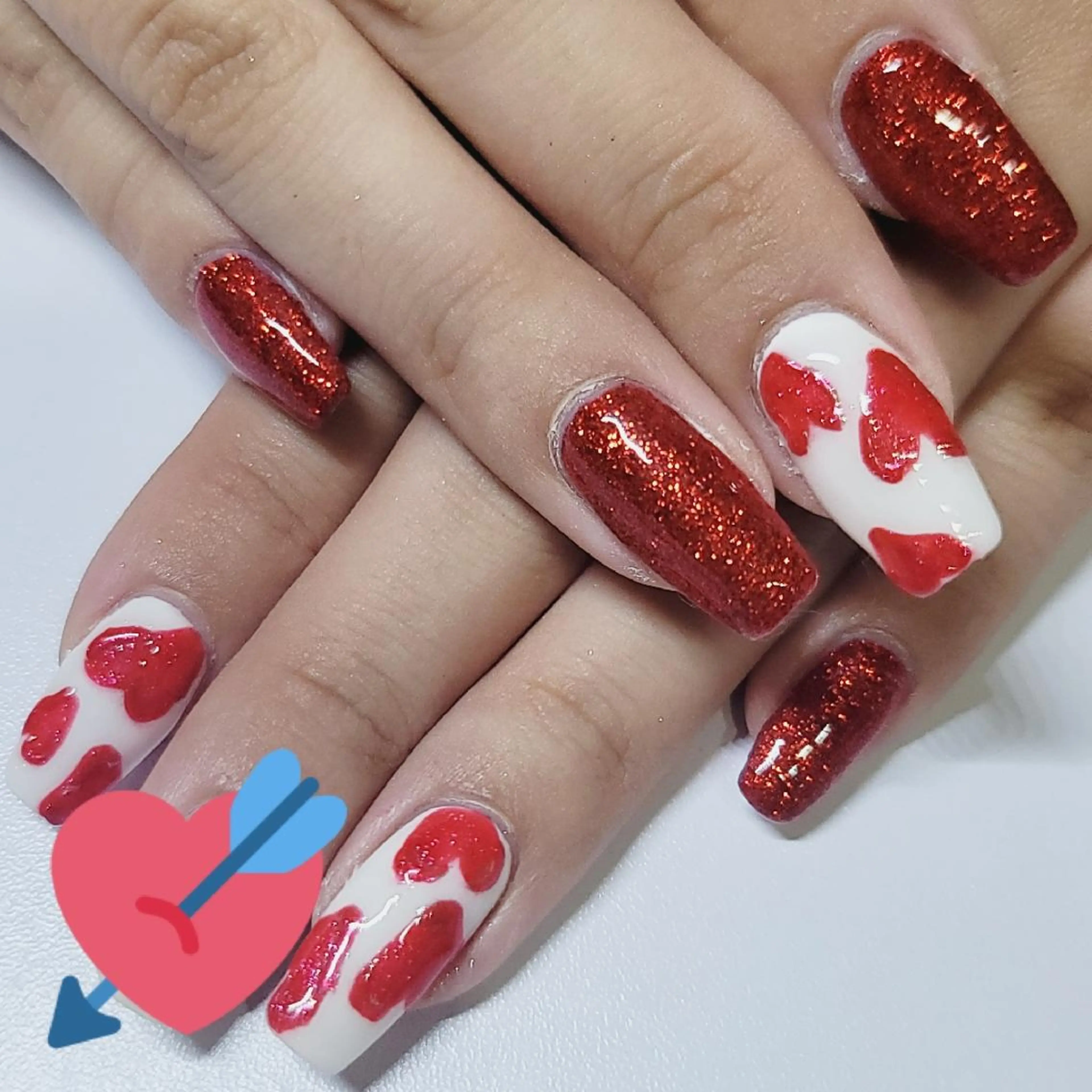 ネイル アートネイル ハート ラメ(グリッター) 赤色 ホワイト ハンドネイル よしだ ひろきのネイルデザイン