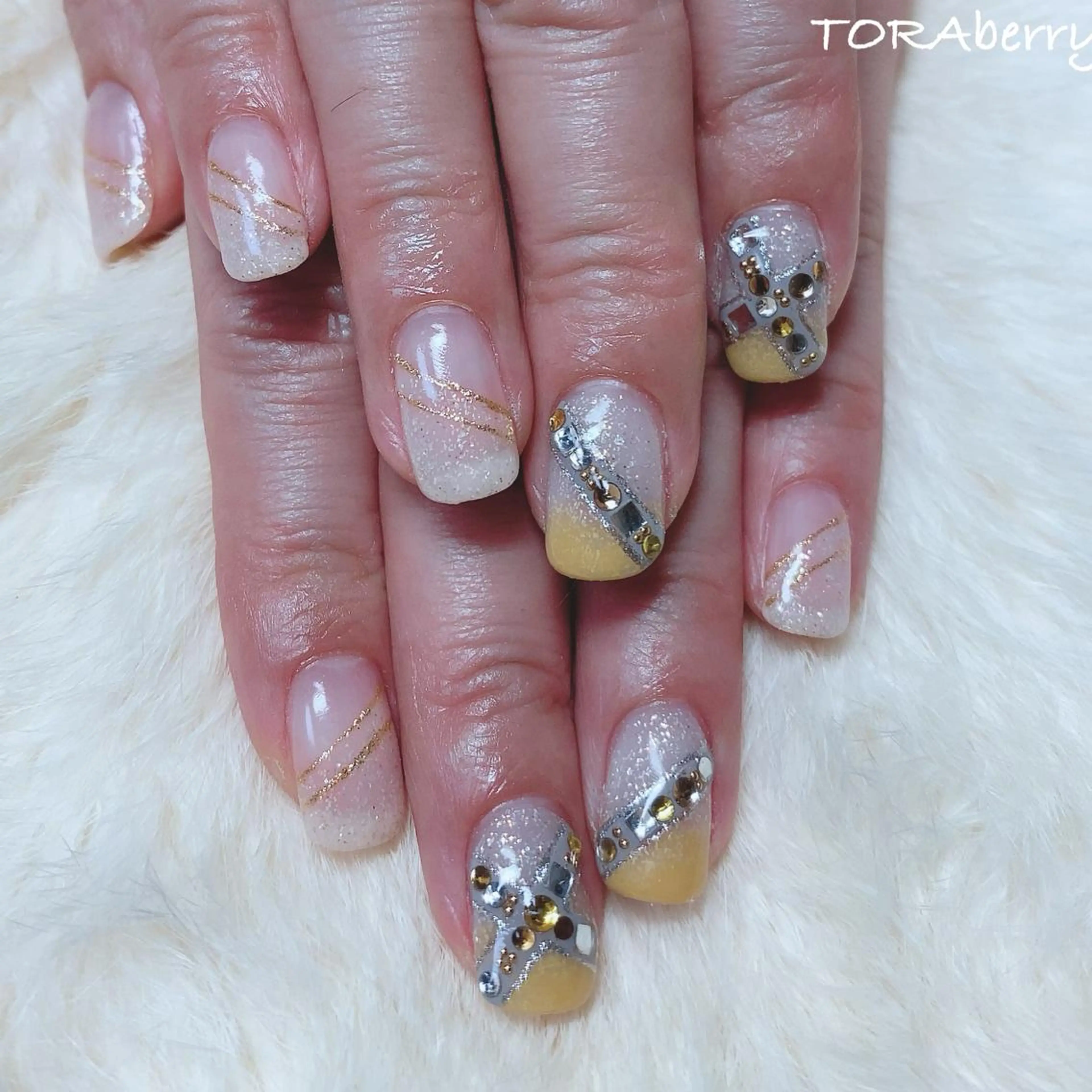 ネイル ネイリスト なつみのネイルデザイン