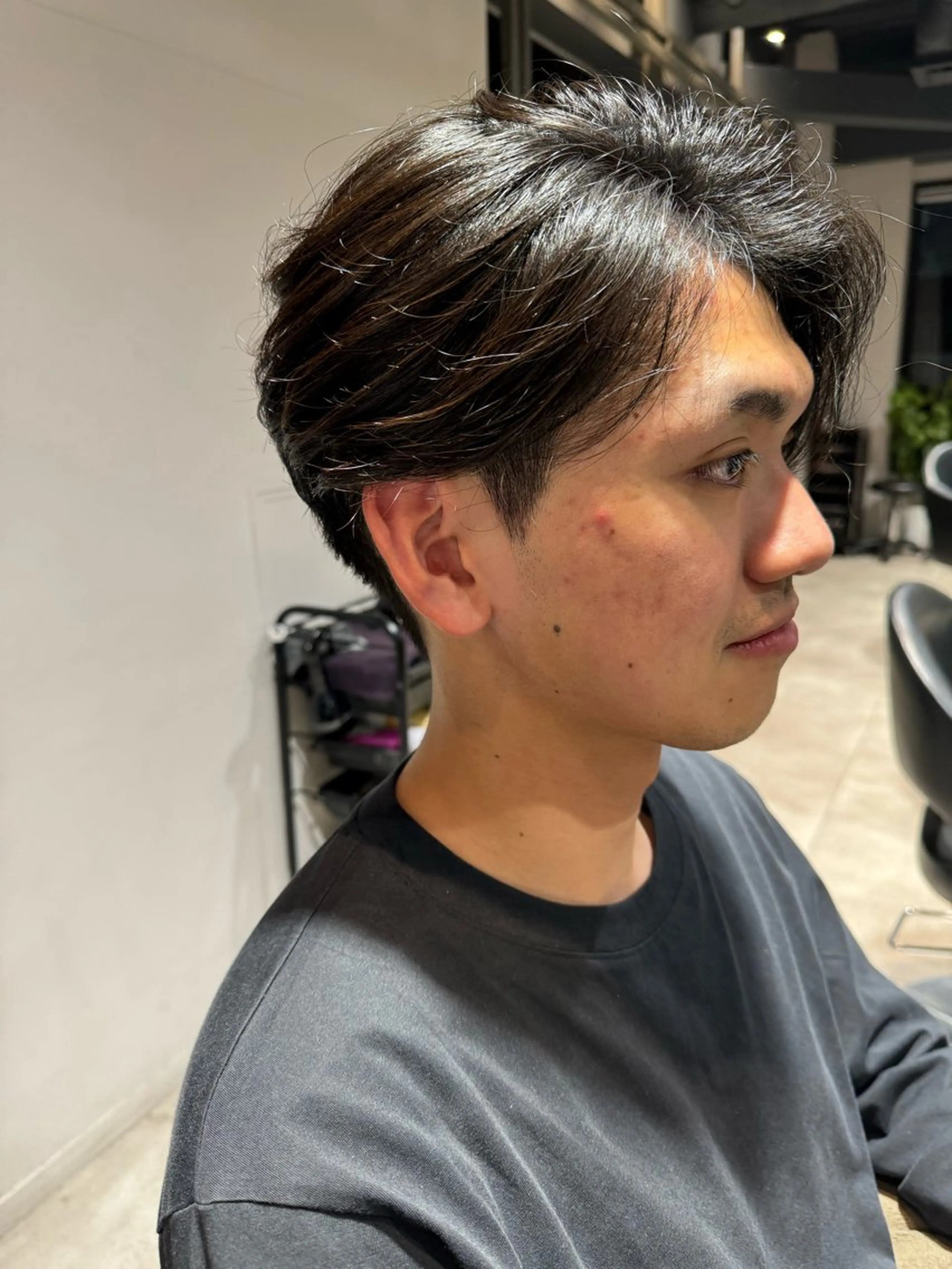 ミディアム メンズ カット ヘッドスパ 似合う髪型が 分からない方へのヘアスタイル