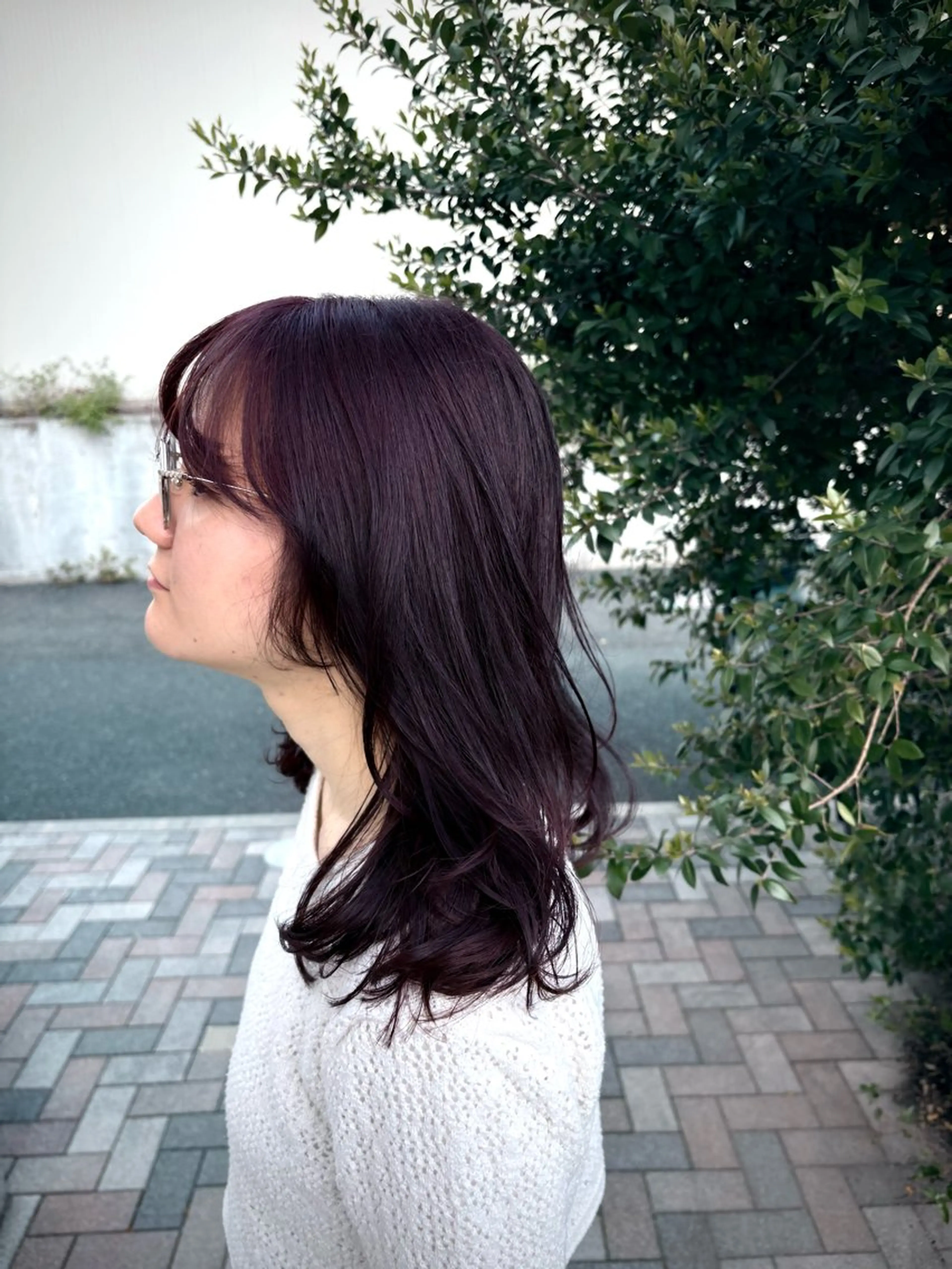 ミディアム カラー ピンクカラー バイオレットカラー レイヤーカット ヘアカラー 朝が楽な オシャレヘア/志賀のヘアスタイル