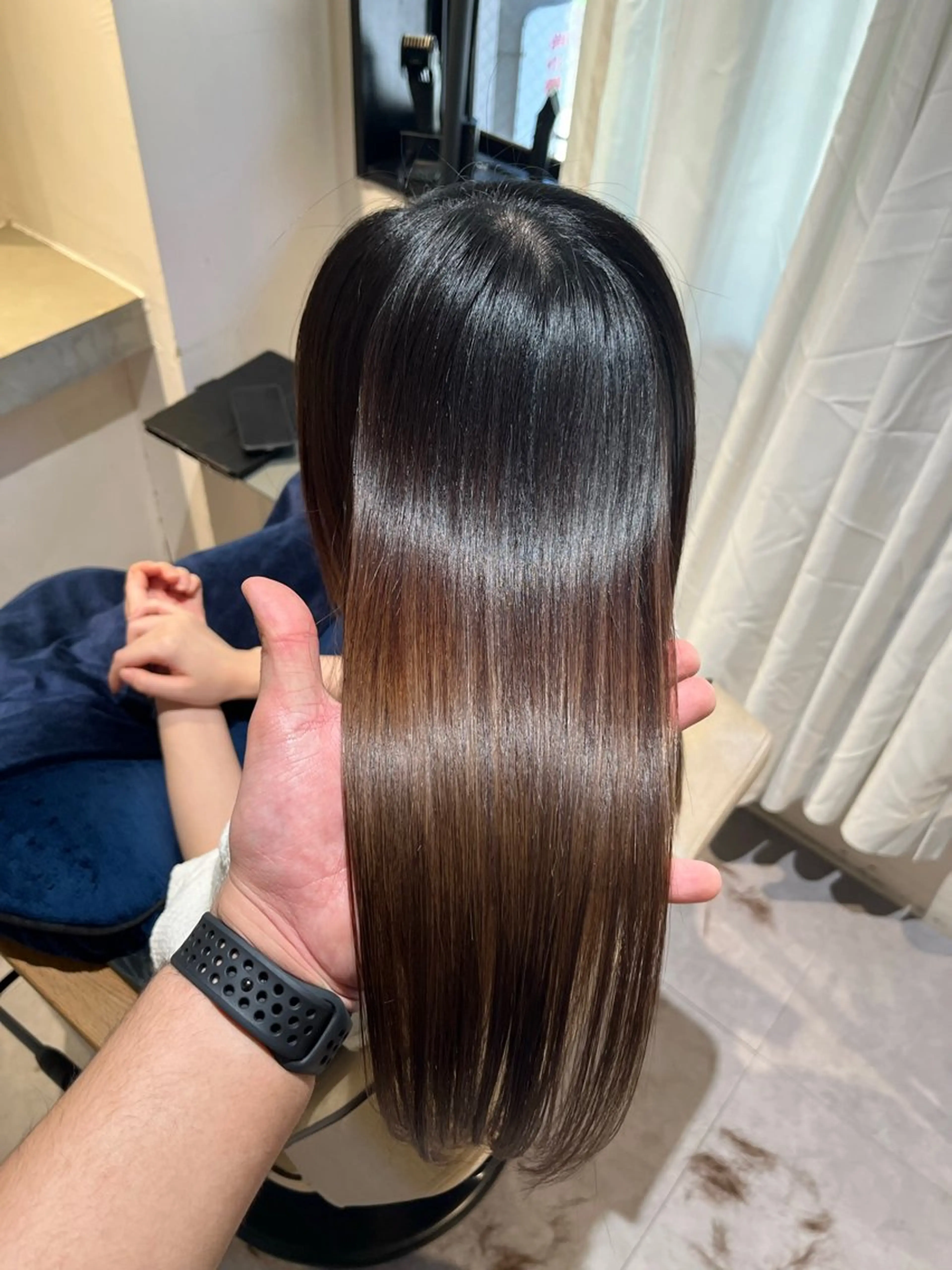 セミロング 縮毛矯正 トリートメント 必ず笑顔で帰っていた だきます！安田祐貴のヘアスタイル