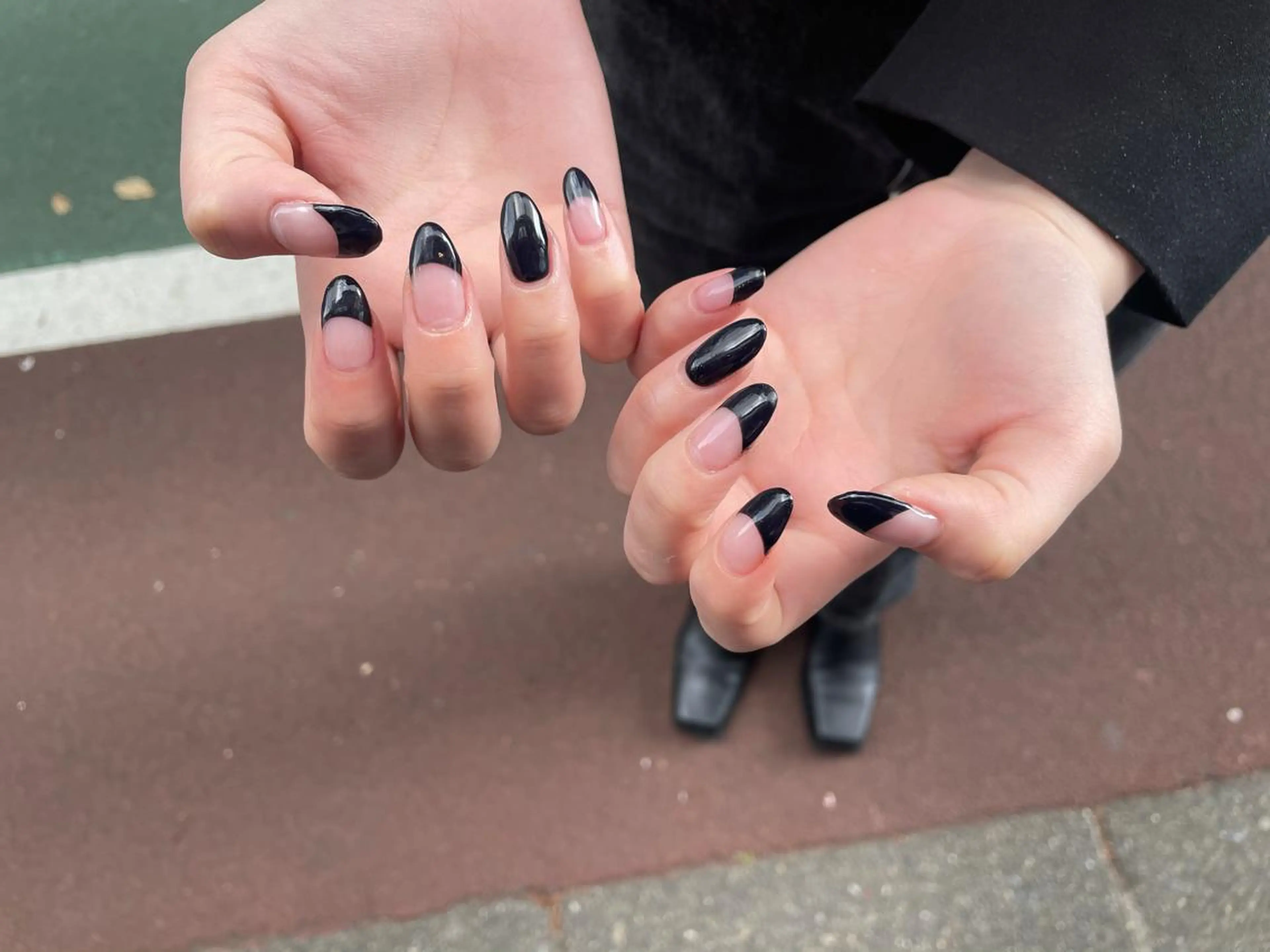 ネイル ハンドネイル ハンドケア R'well所属・はばすみれ🎀ﾈｲﾙ 光ﾌｪｲｼｬﾙ ﾍｱのネイルデザイン