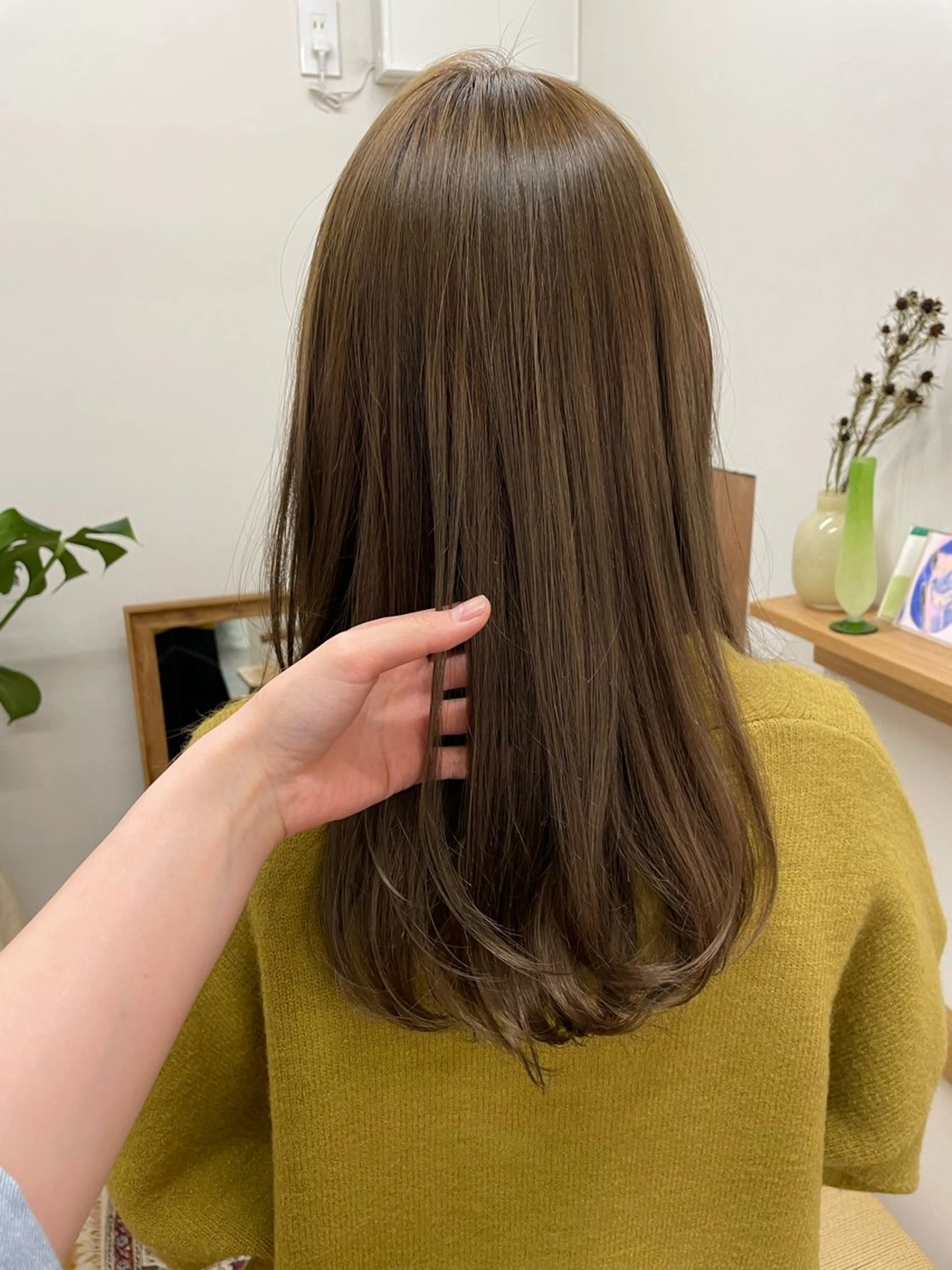 セミロング カラー 美空🐇 レイヤー / 透明感カラー🩰のヘアスタイル