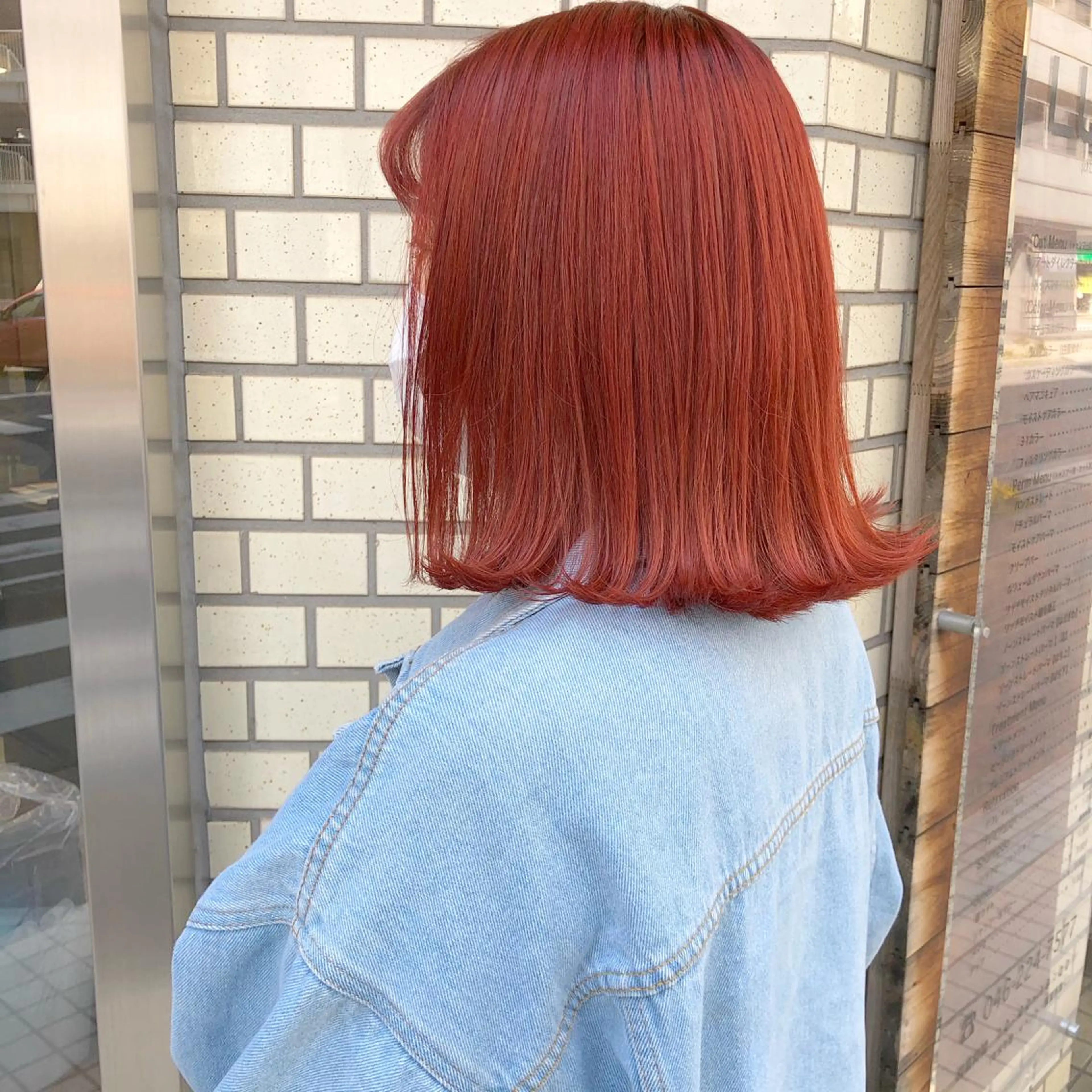 ミディアム カラー パーマ ヘアアレンジ オレンジ ヘアカラー ハイトーン特化🤍 浦住のヘアスタイル