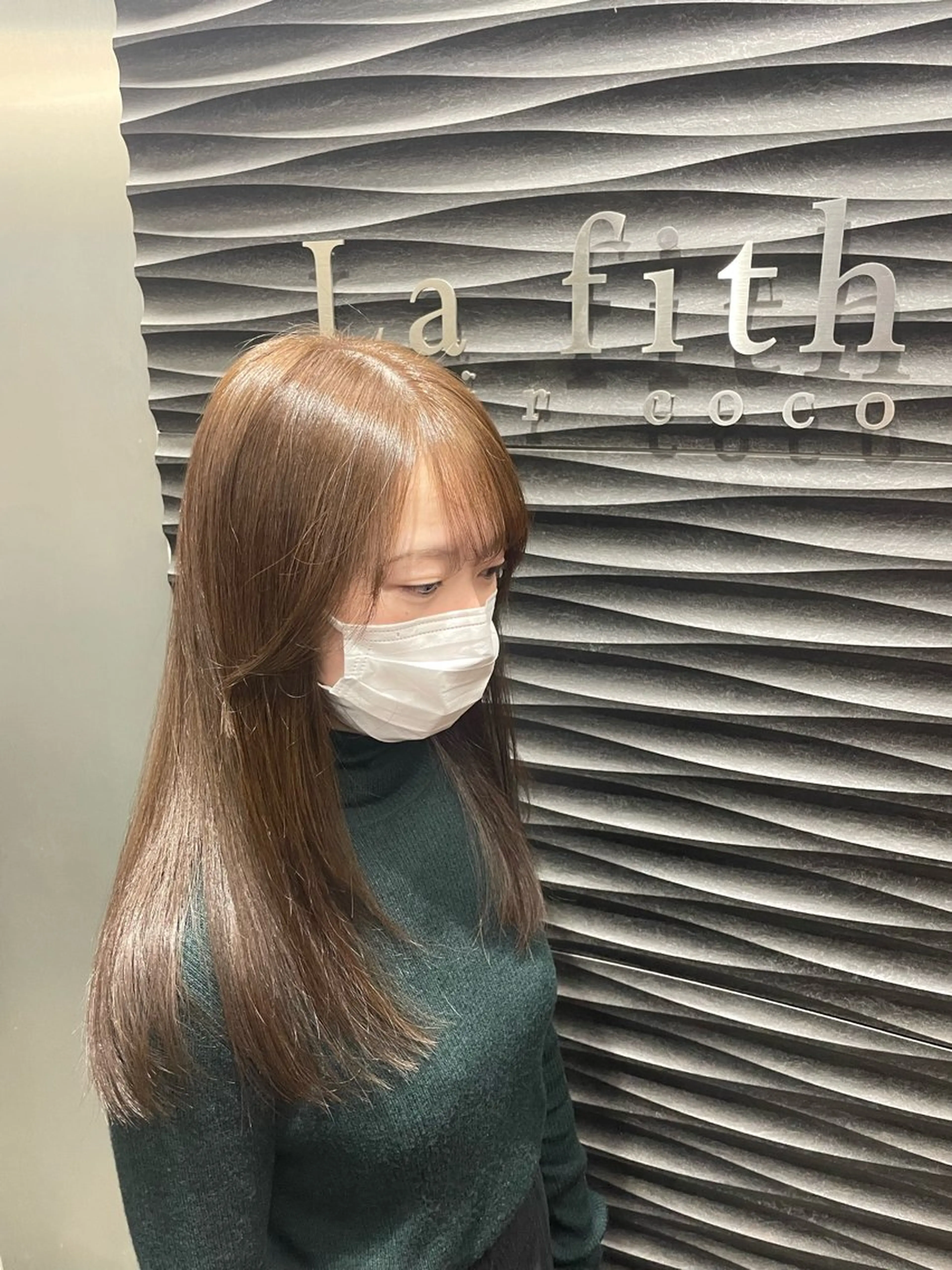 ロング カラー ベージュカラー ブリーチ ブリーチなしカラー カラーブリーチ特化 石原勇希のヘアスタイル