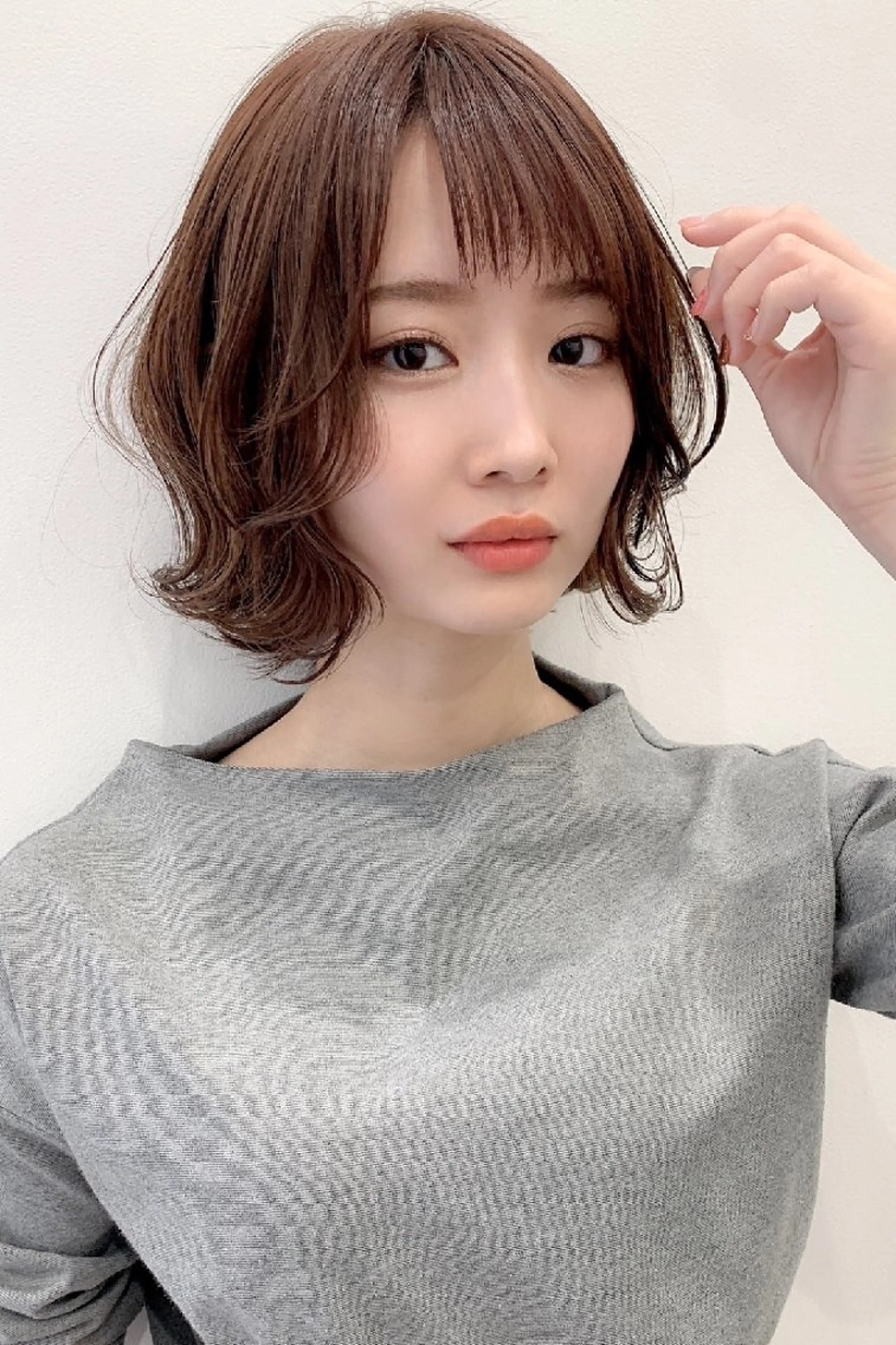 ミディアム カット GARAGE所属・GARAGE ガレージのヘアスタイル