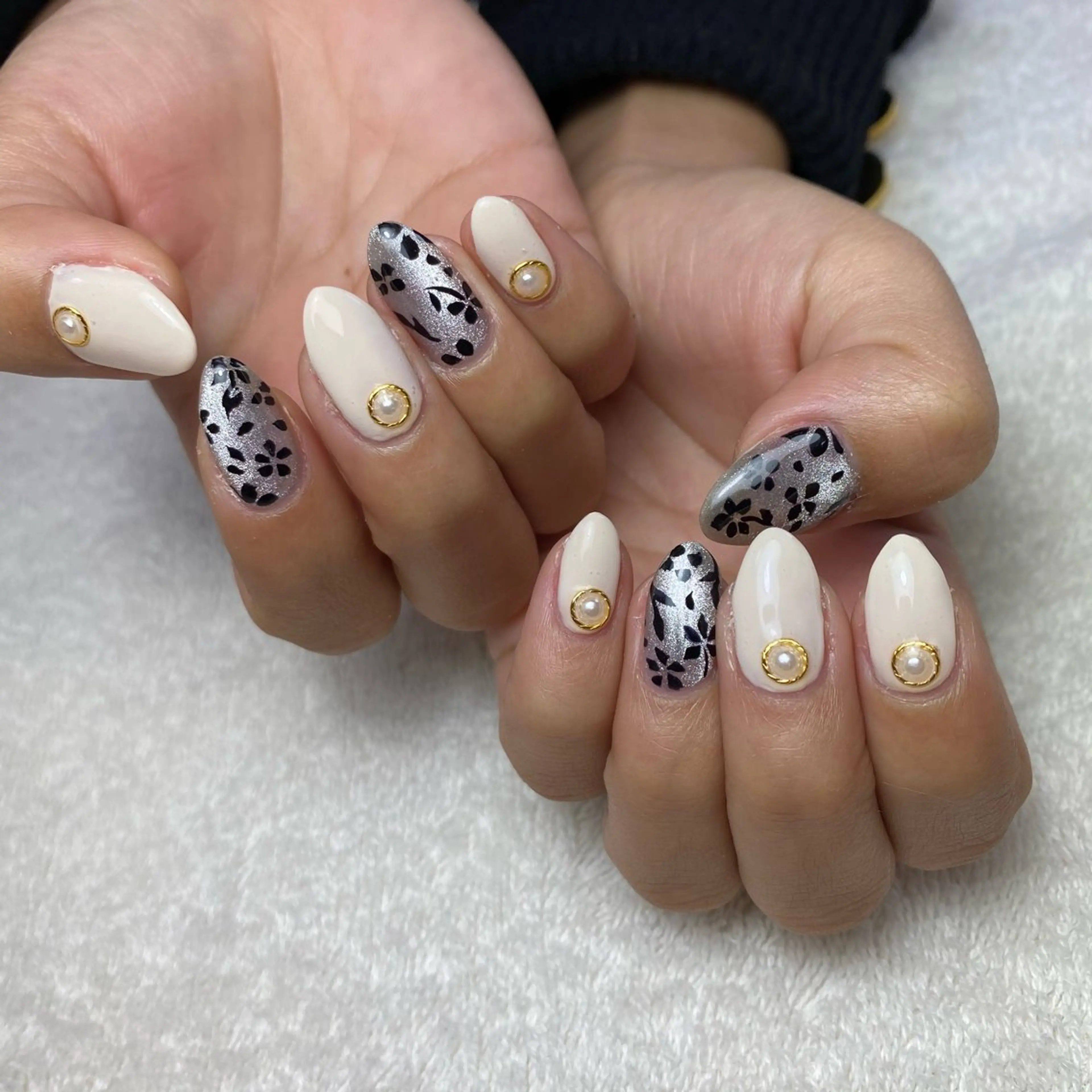 ネイル フラワーネイル ハンドネイル COCO +のエステ・リラクイメージ