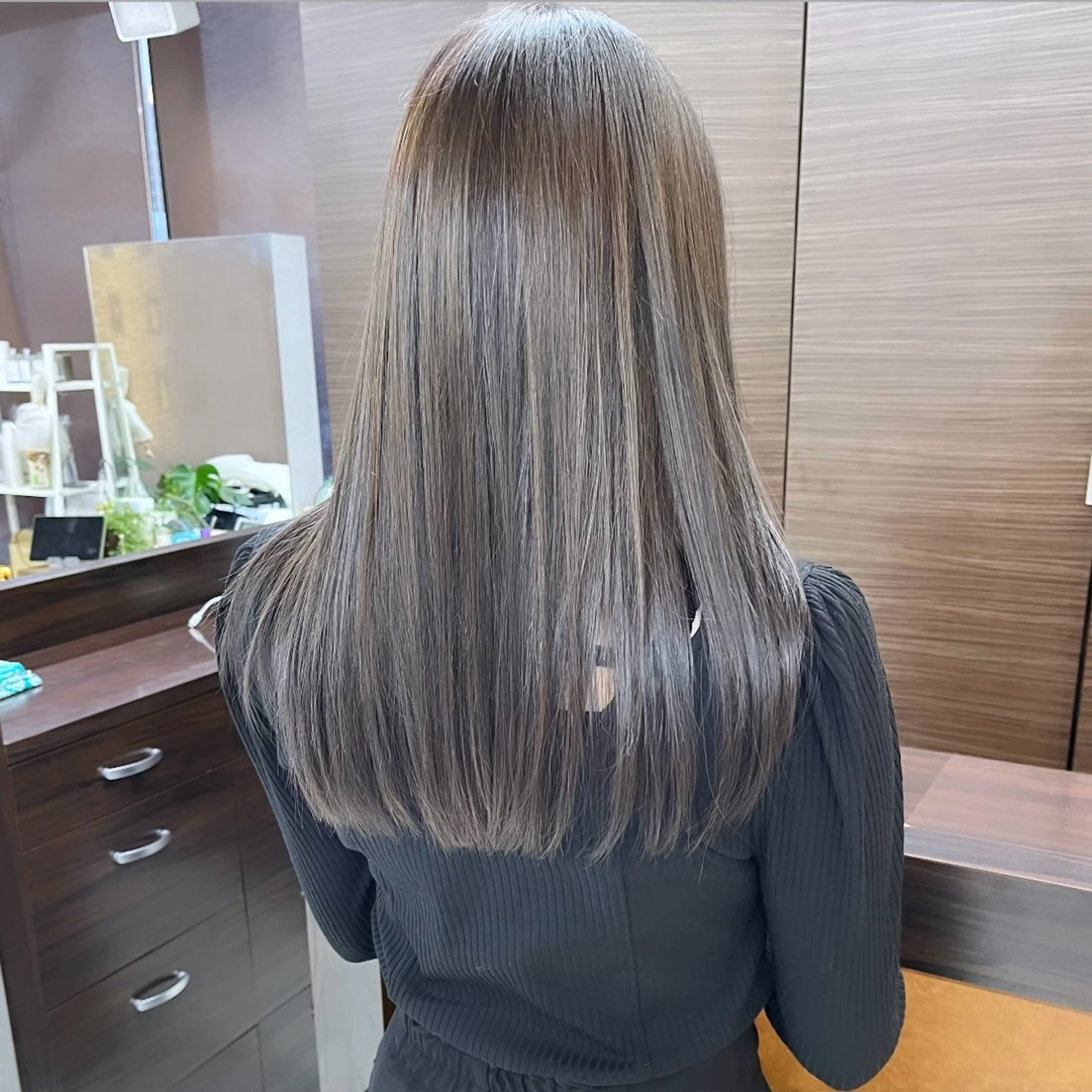 ロング カラー ハタケヤマヨシキ ／BOOTHのヘアスタイル